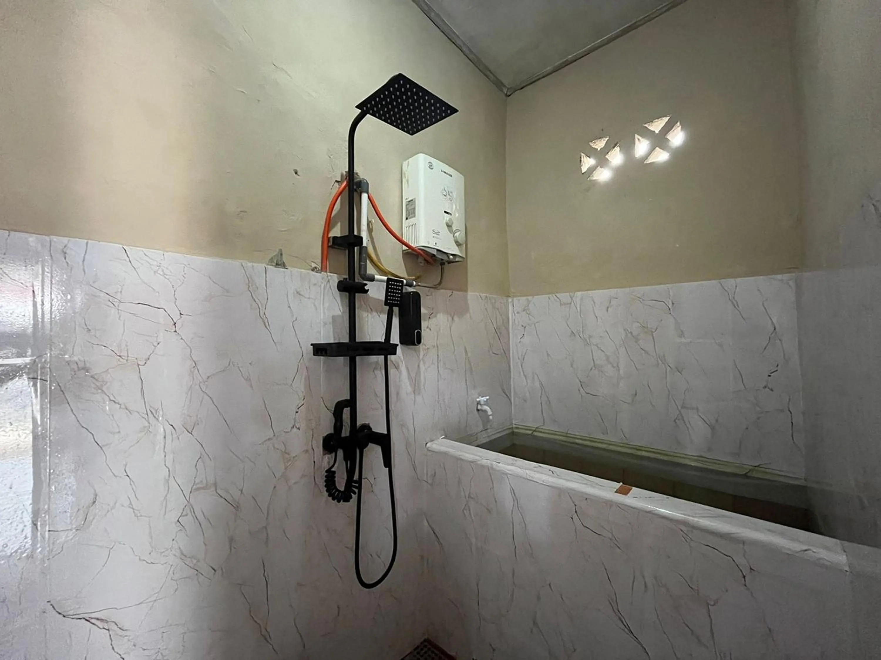 Bathroom in Villa Palacios Syari'ah Bukittinggi