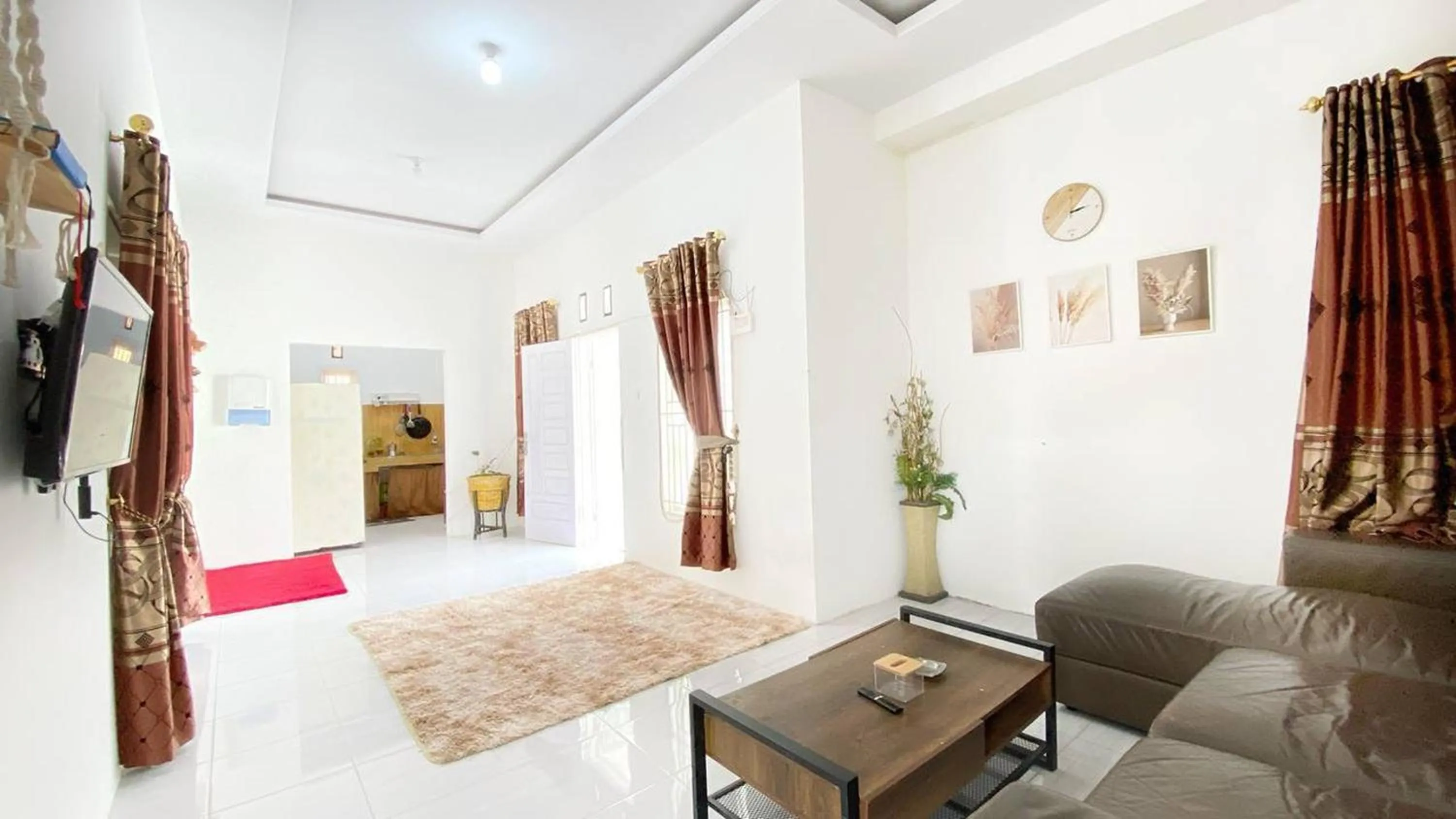 Area and facilities in Villa Palacios Syari'ah Bukittinggi