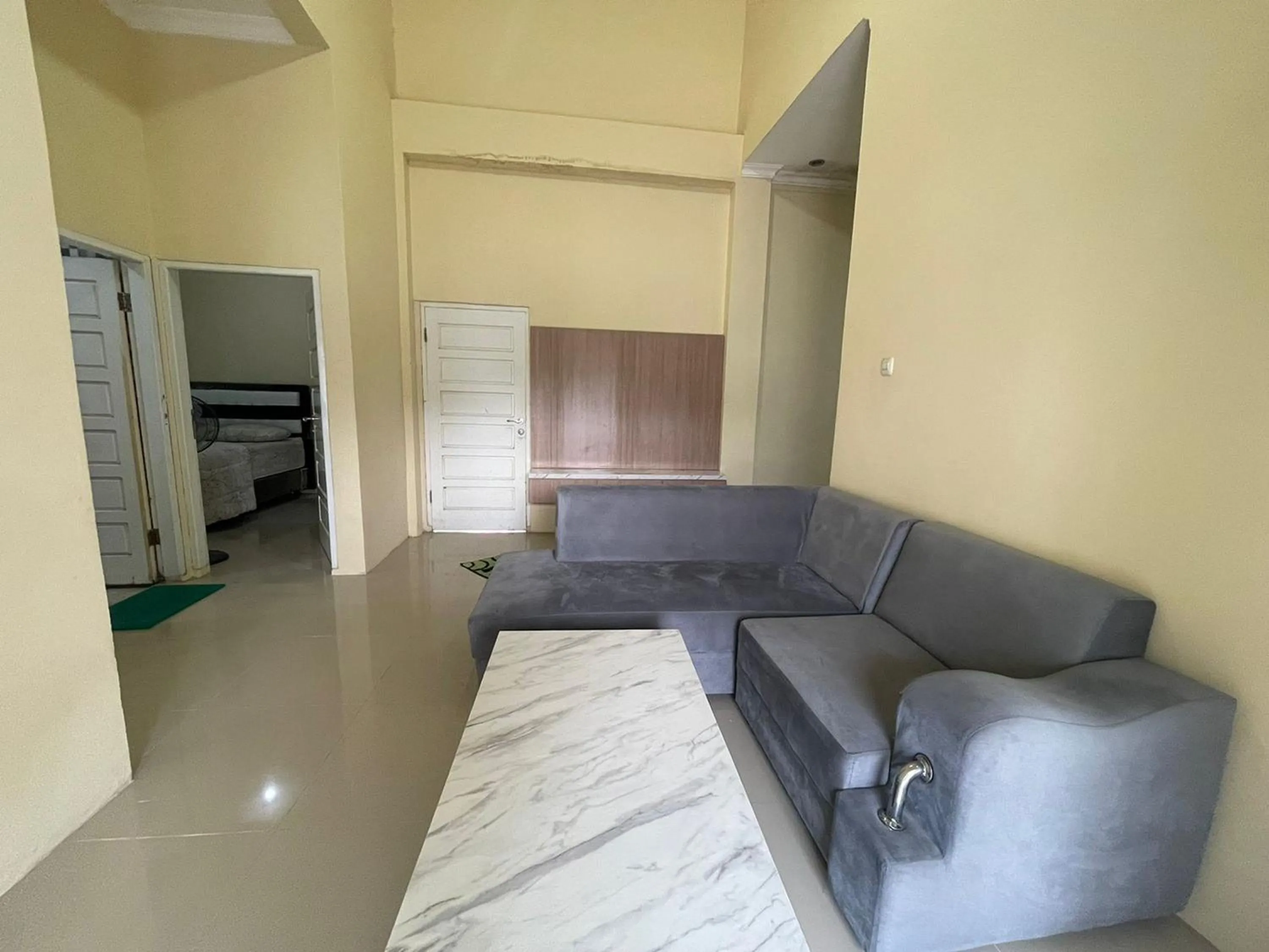 Seating area in Villa Palacios Syari'ah Bukittinggi