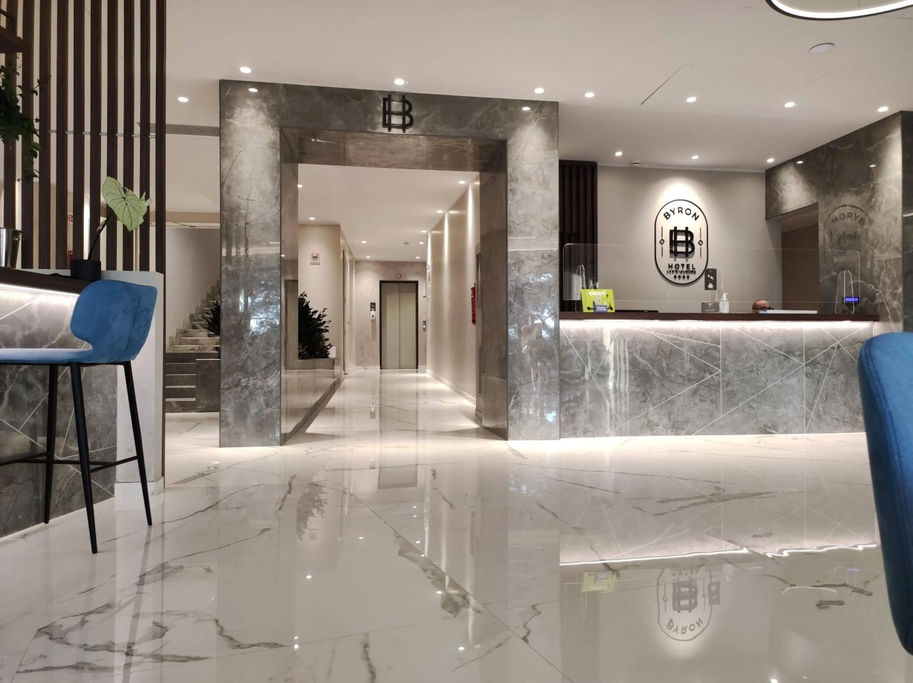 Lobby or reception in Hotel Byron