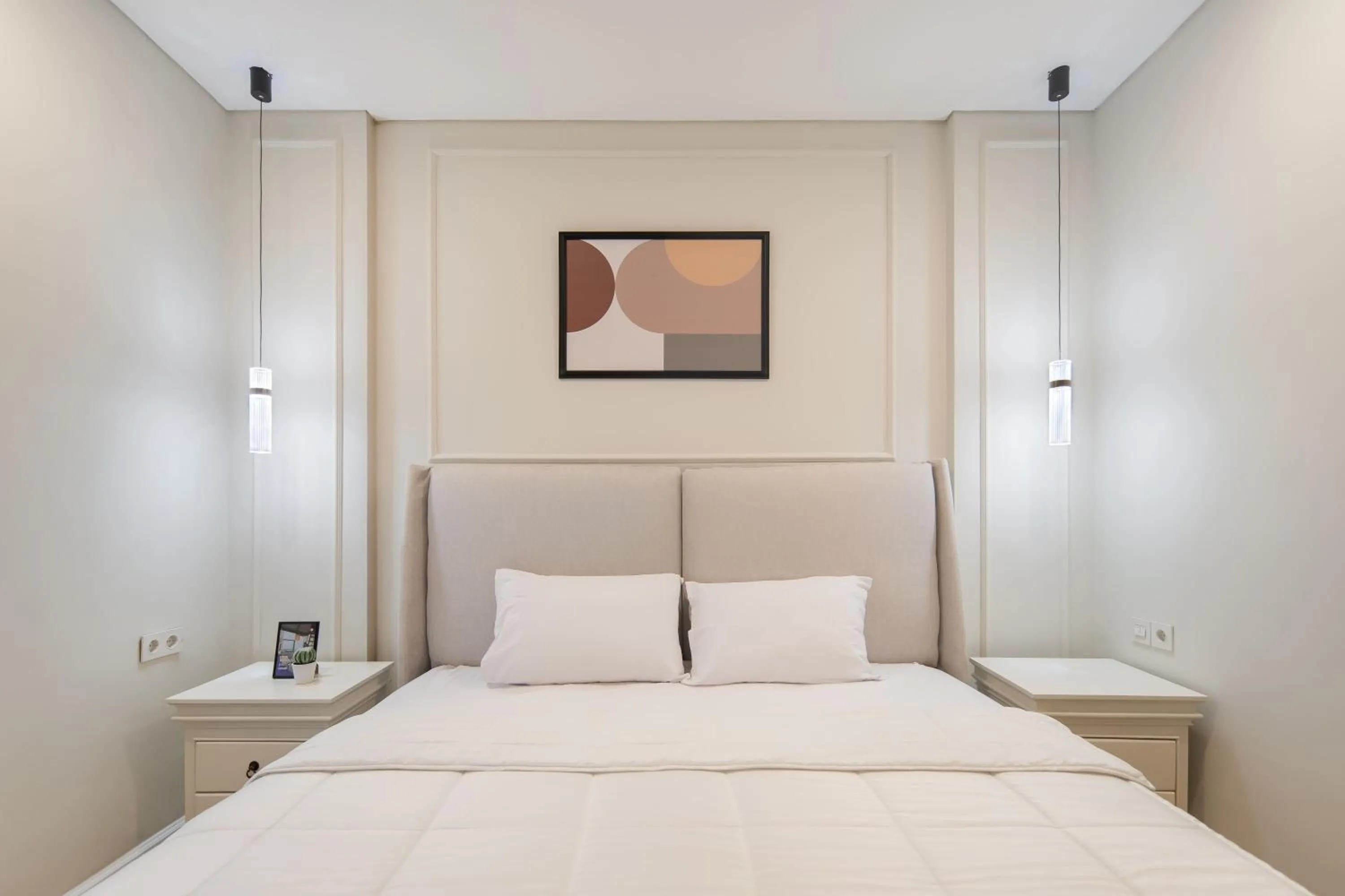 Bedroom, Bed in Cove Odilia Suite