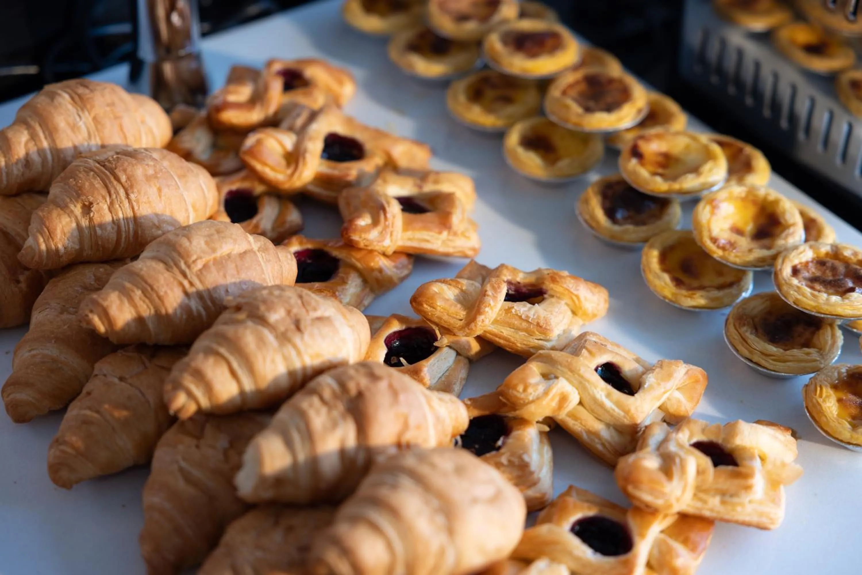 Restaurant/places to eat in Home2 Suite by Hilton Yiwu World Trade Center