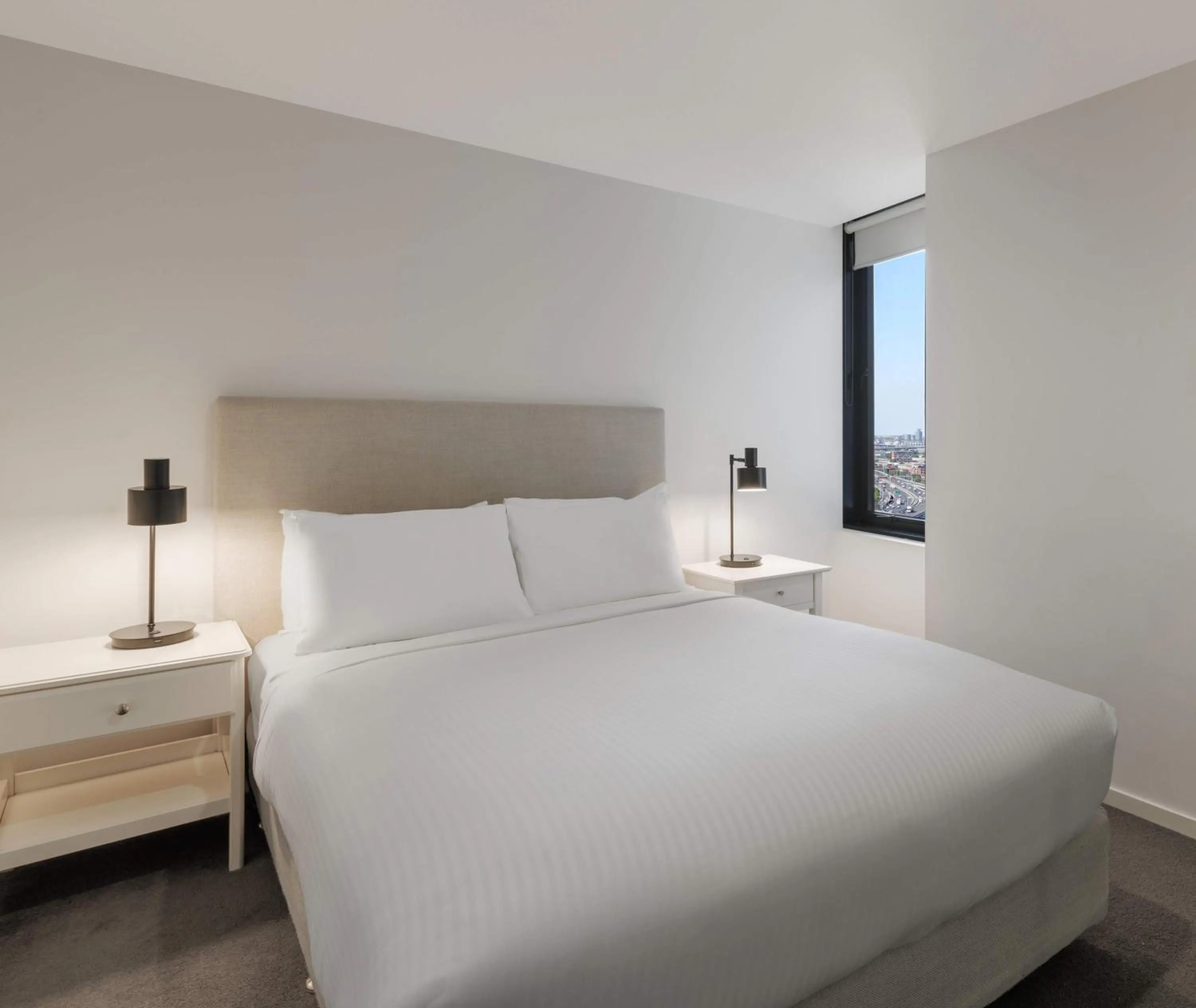 Bed in Oaks Melbourne Flemington Suites