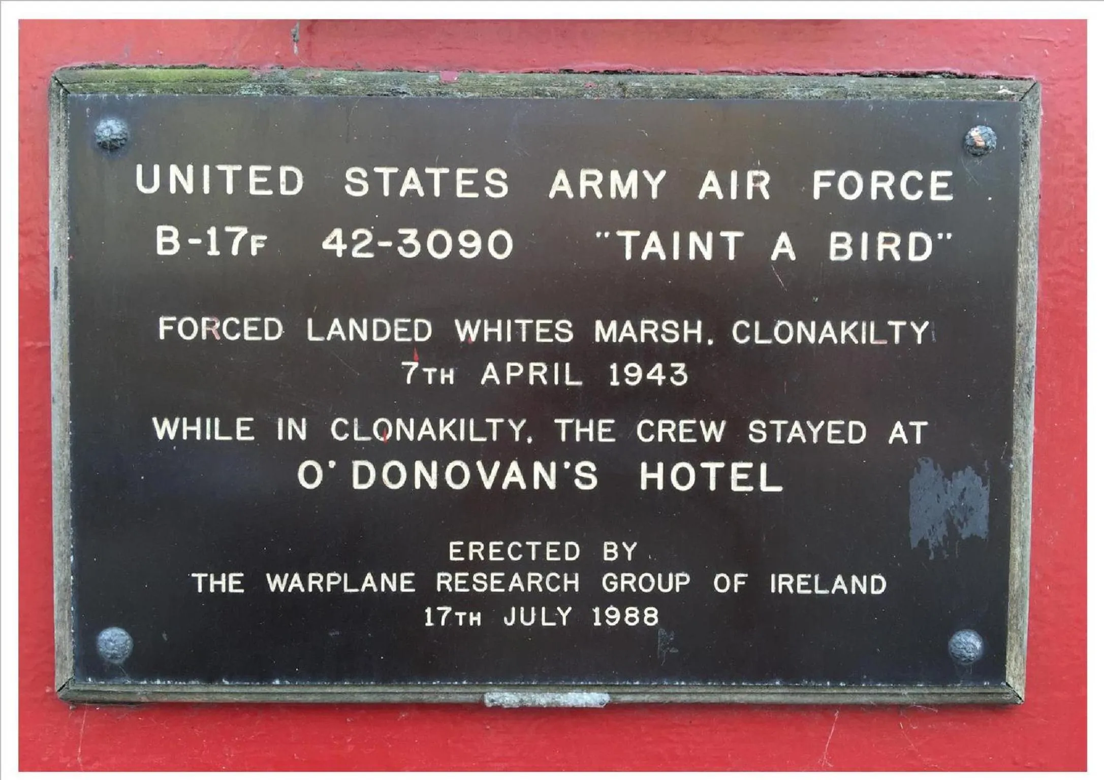 Logo/Certificate/Sign in O Donovans Hotel