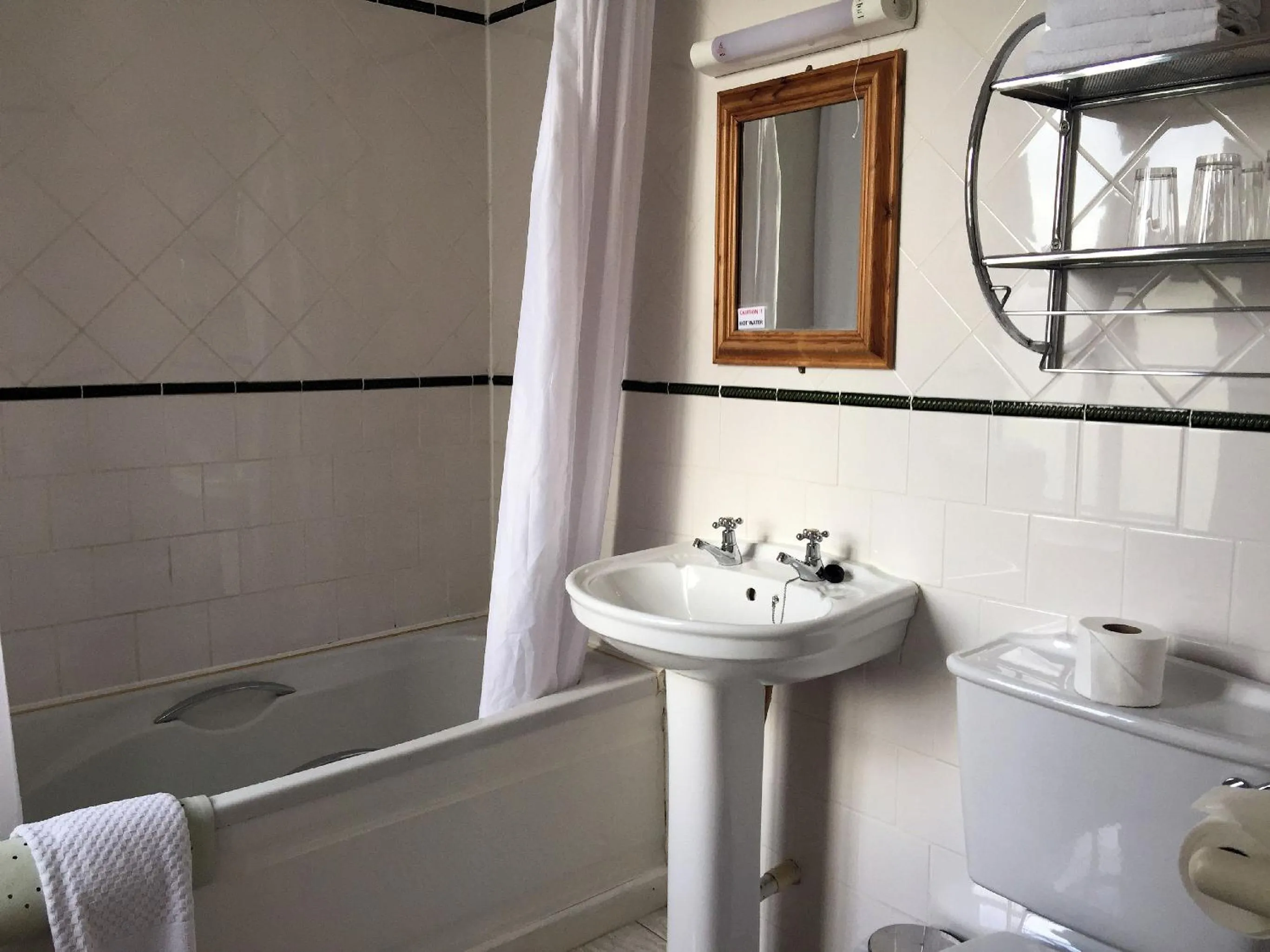 Bathroom in O Donovans Hotel