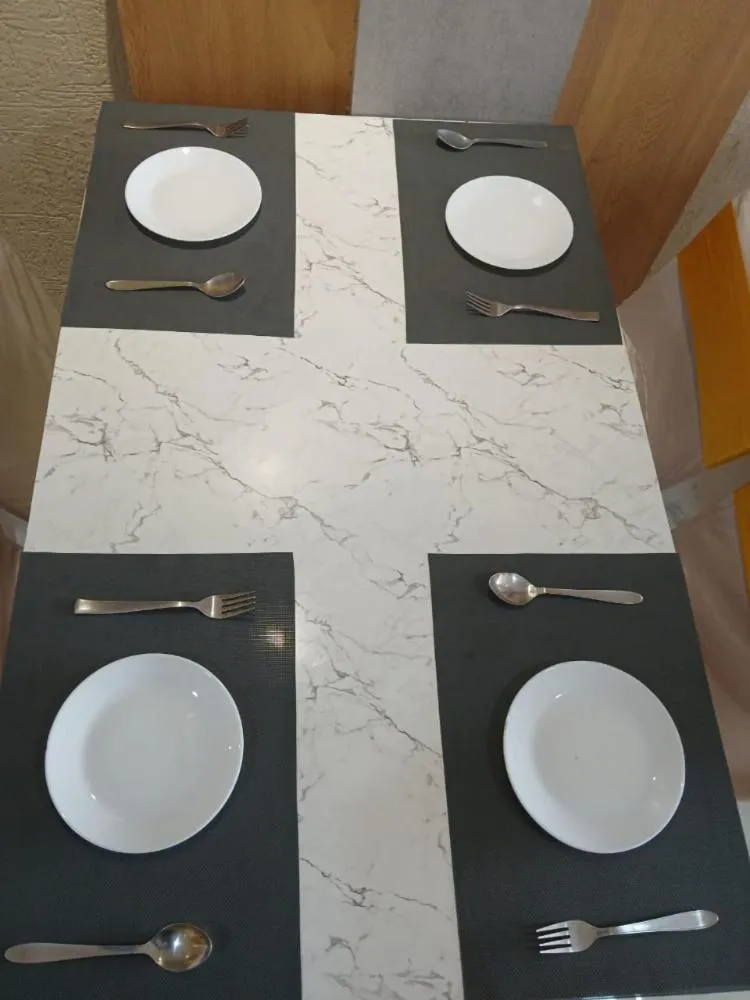 Restaurant/places to eat in Hotel New Arcadia