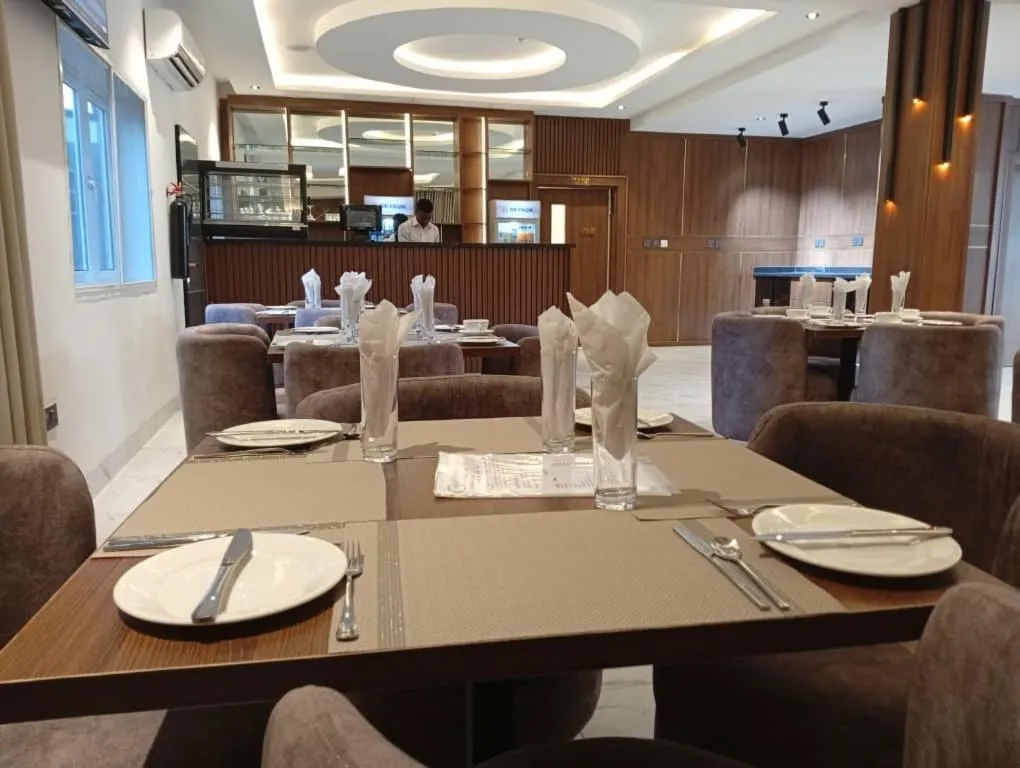 Restaurant/places to eat in Calico Hotel and Suites, Abuja