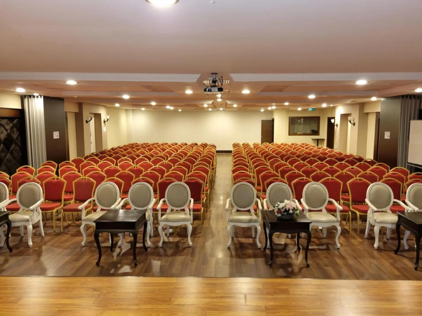 Meeting/conference room in Viking Star Hotel
