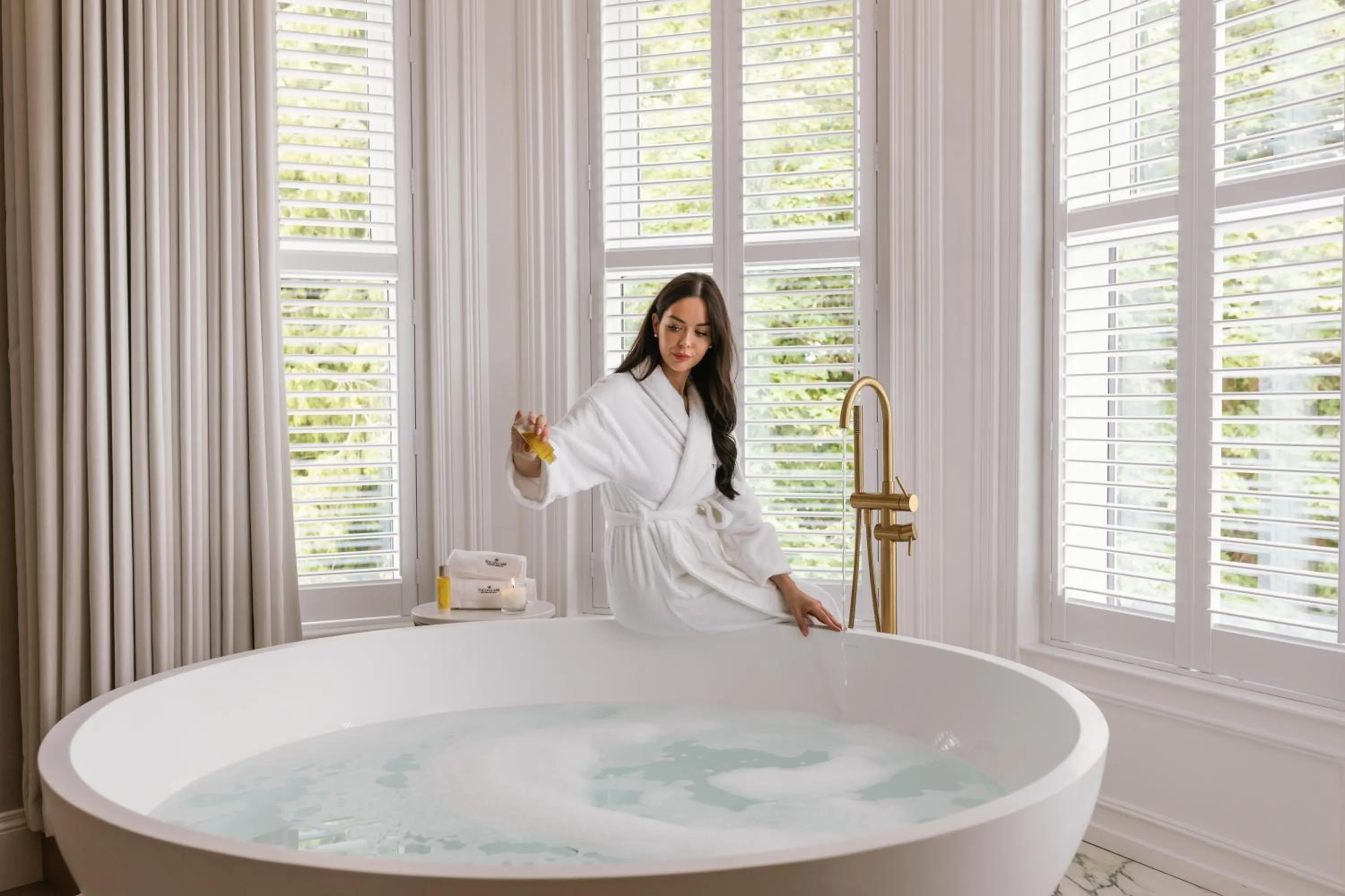 Bath in Tullyglass House Hotel