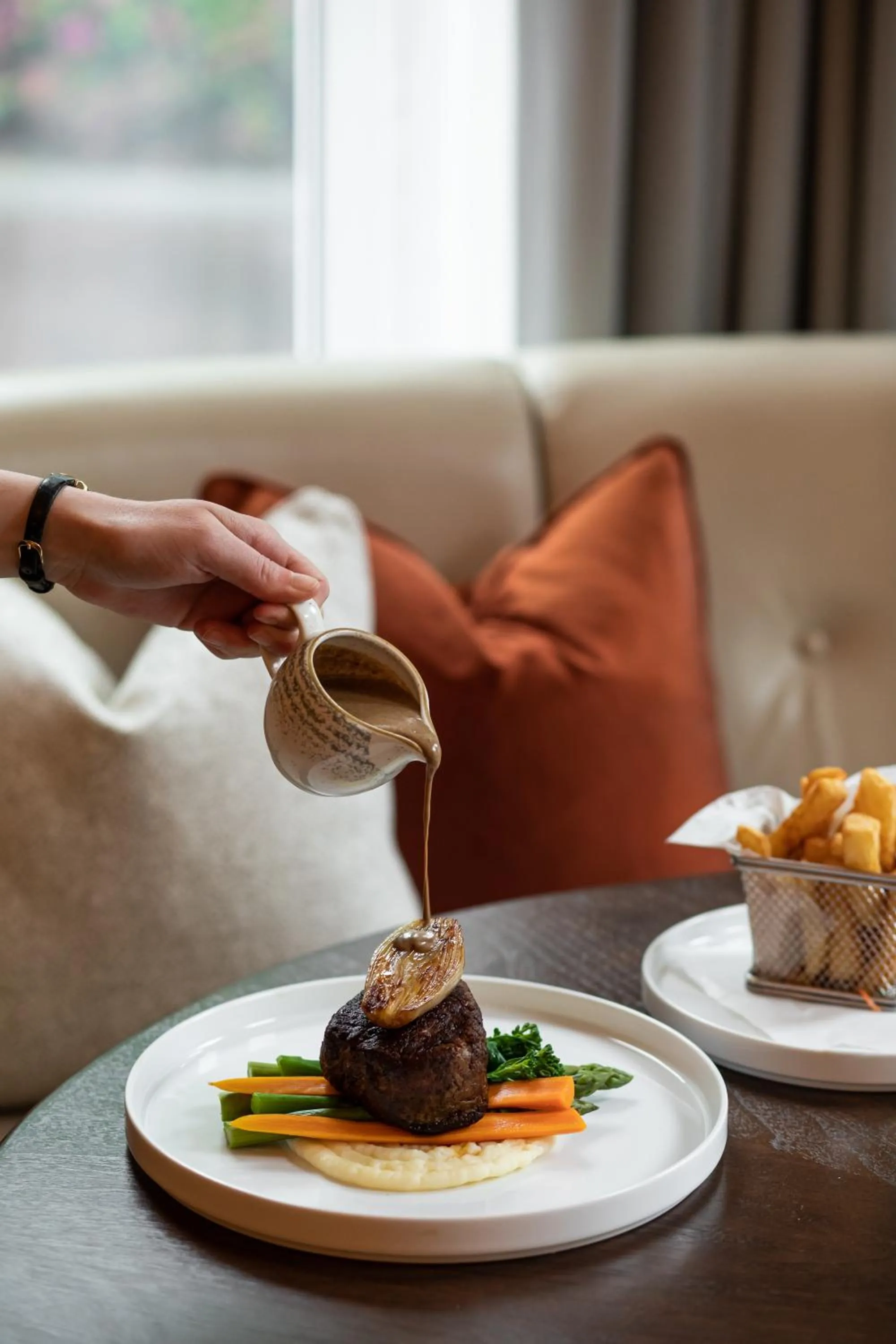 Restaurant/places to eat in Tullyglass House Hotel