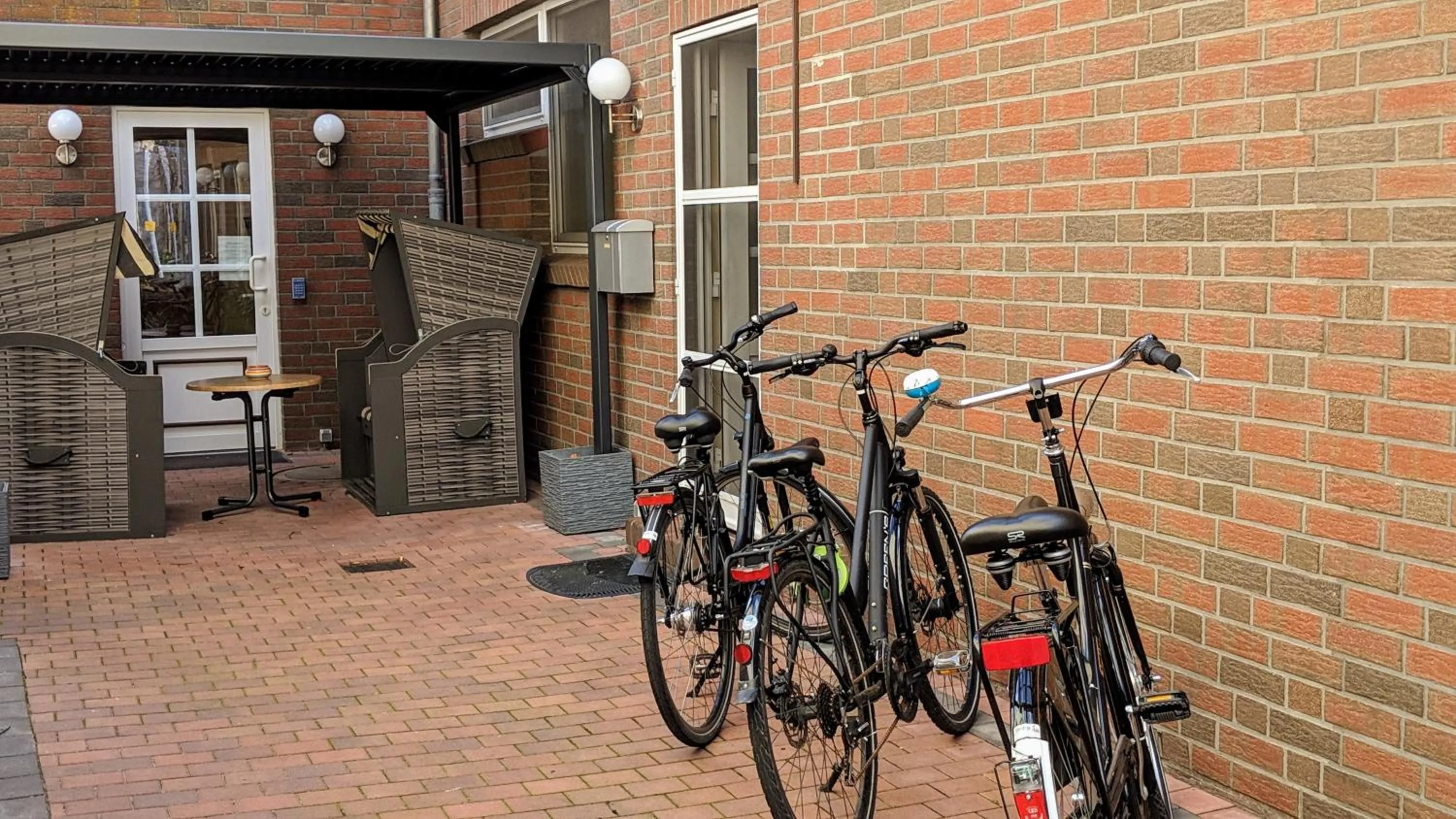 Property building in Hotel Drostenhof garni