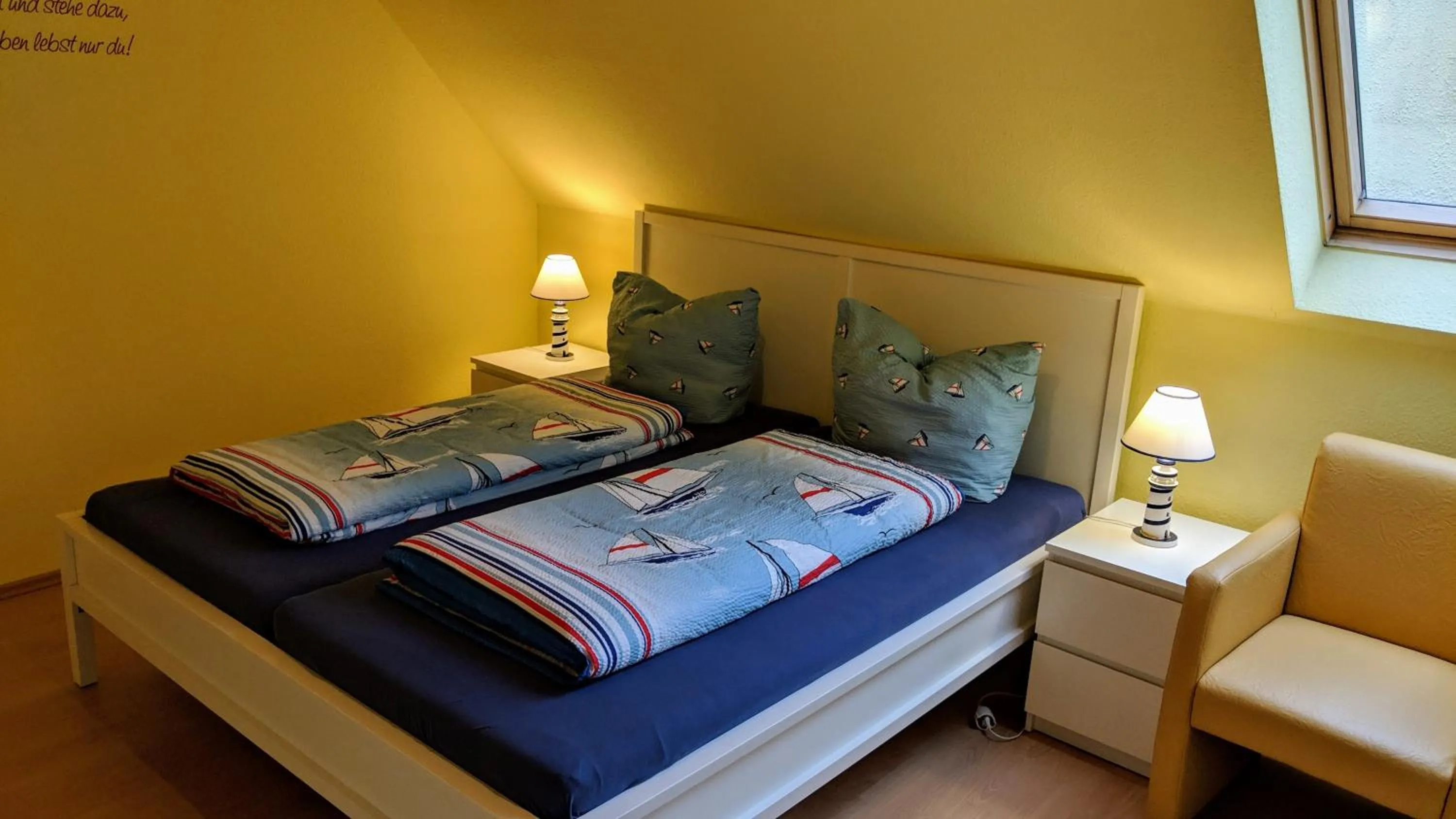 Bed in Hotel Drostenhof garni