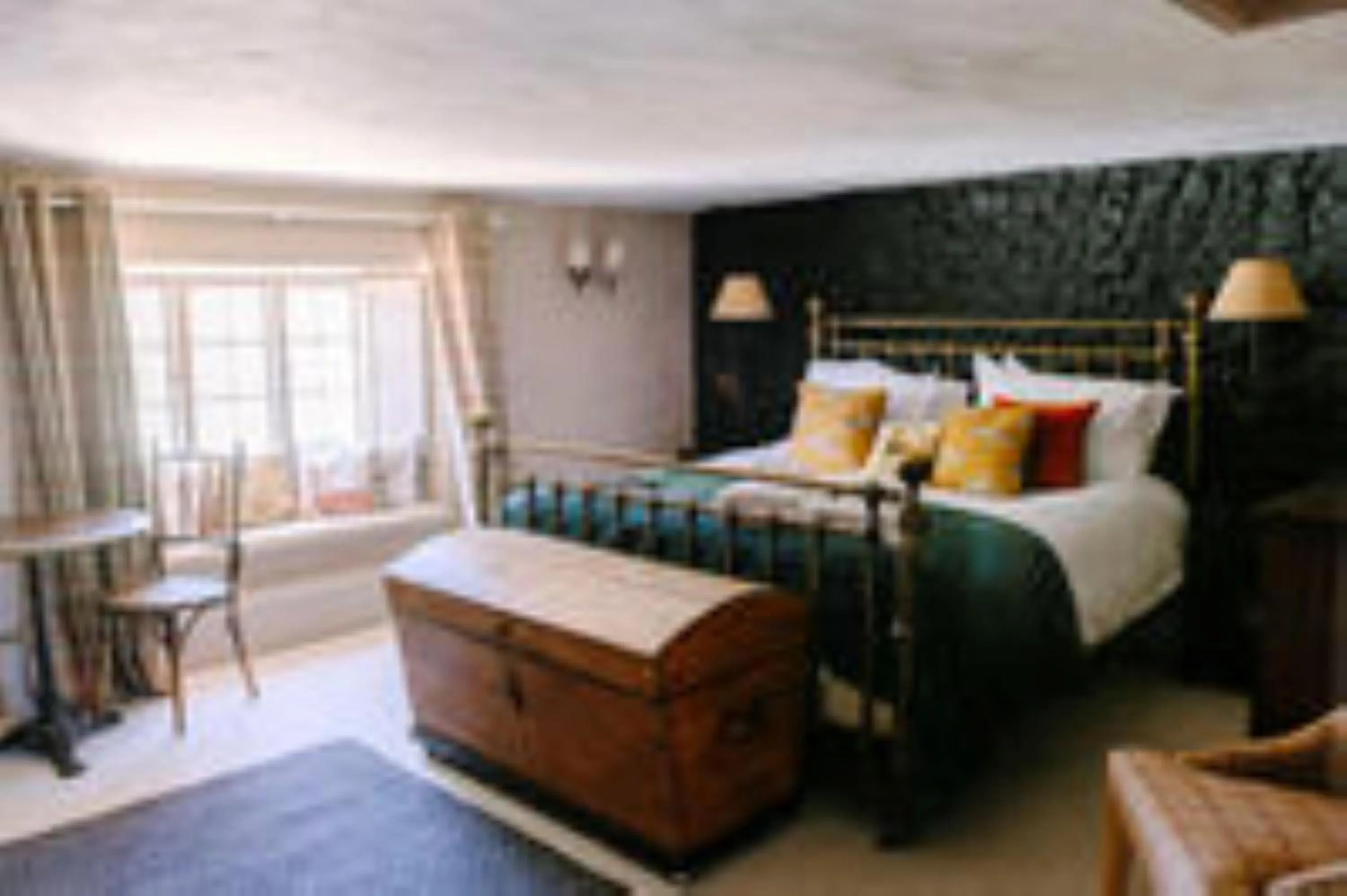 Bed in The Gin Trap Inn