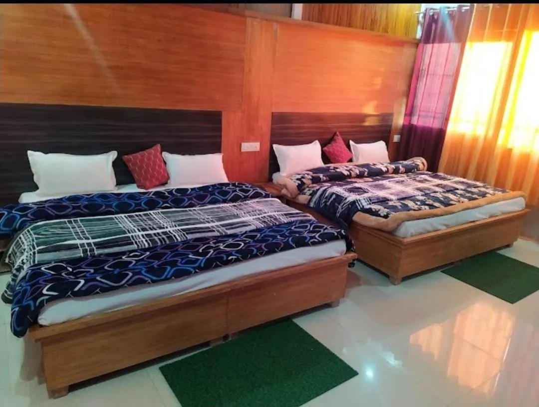 Bed in Hotel The Pine Villa