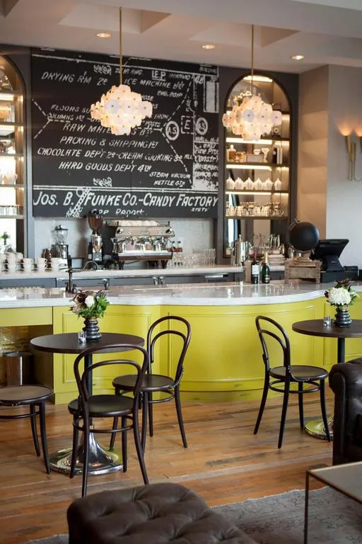 Coffee/tea facilities in The Charmant Hotel