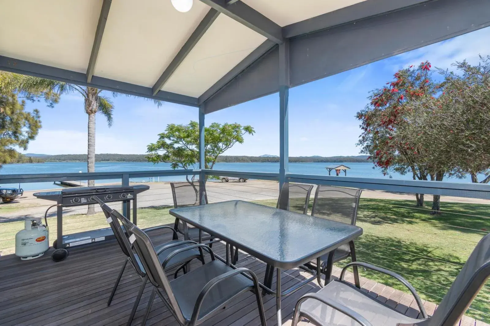 Waterfront Cabin in Ingenia Holidays Bermagui Waterfront Cabin in Ingenia Holidays Bermagui