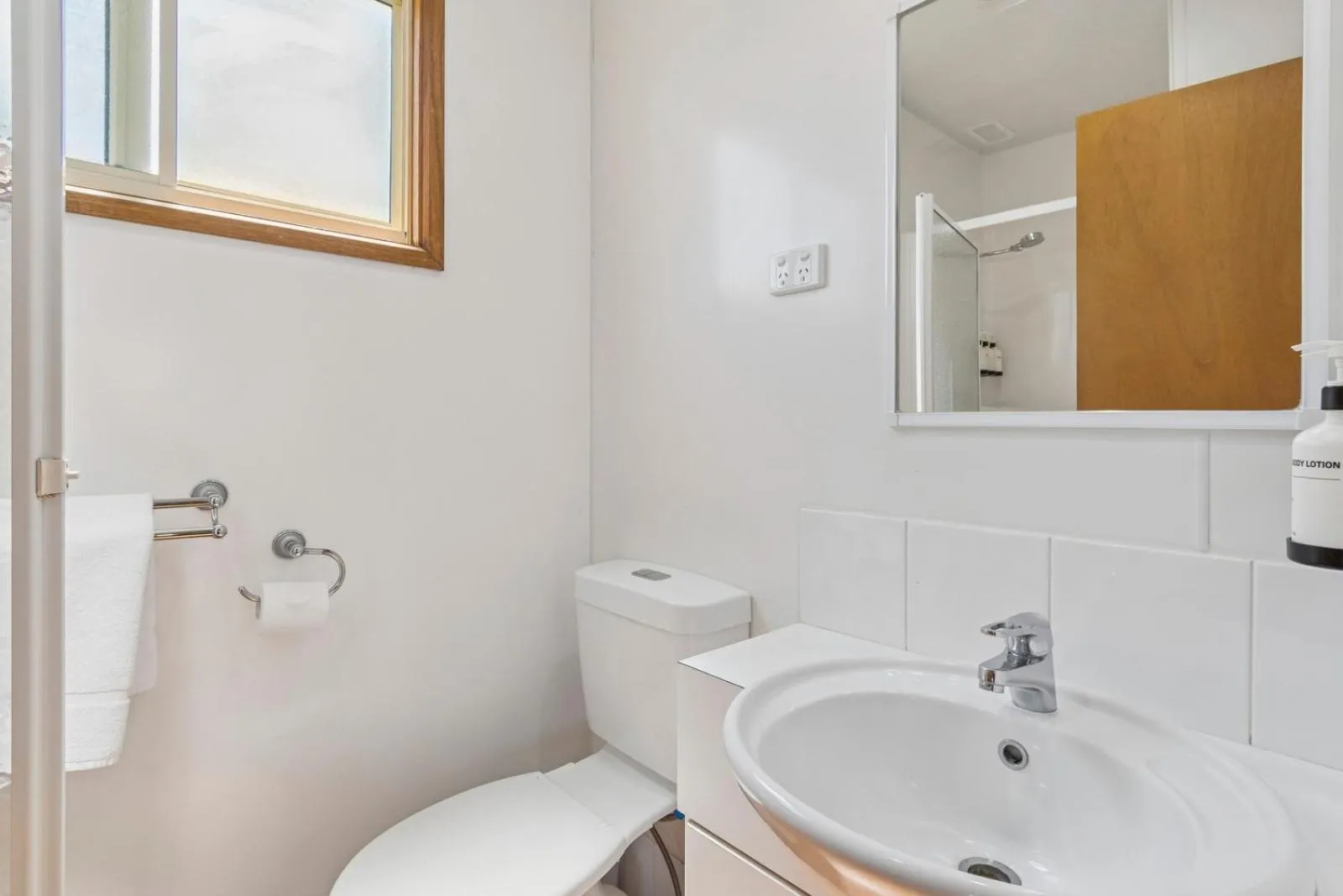 Shower in Ingenia Holidays Bermagui