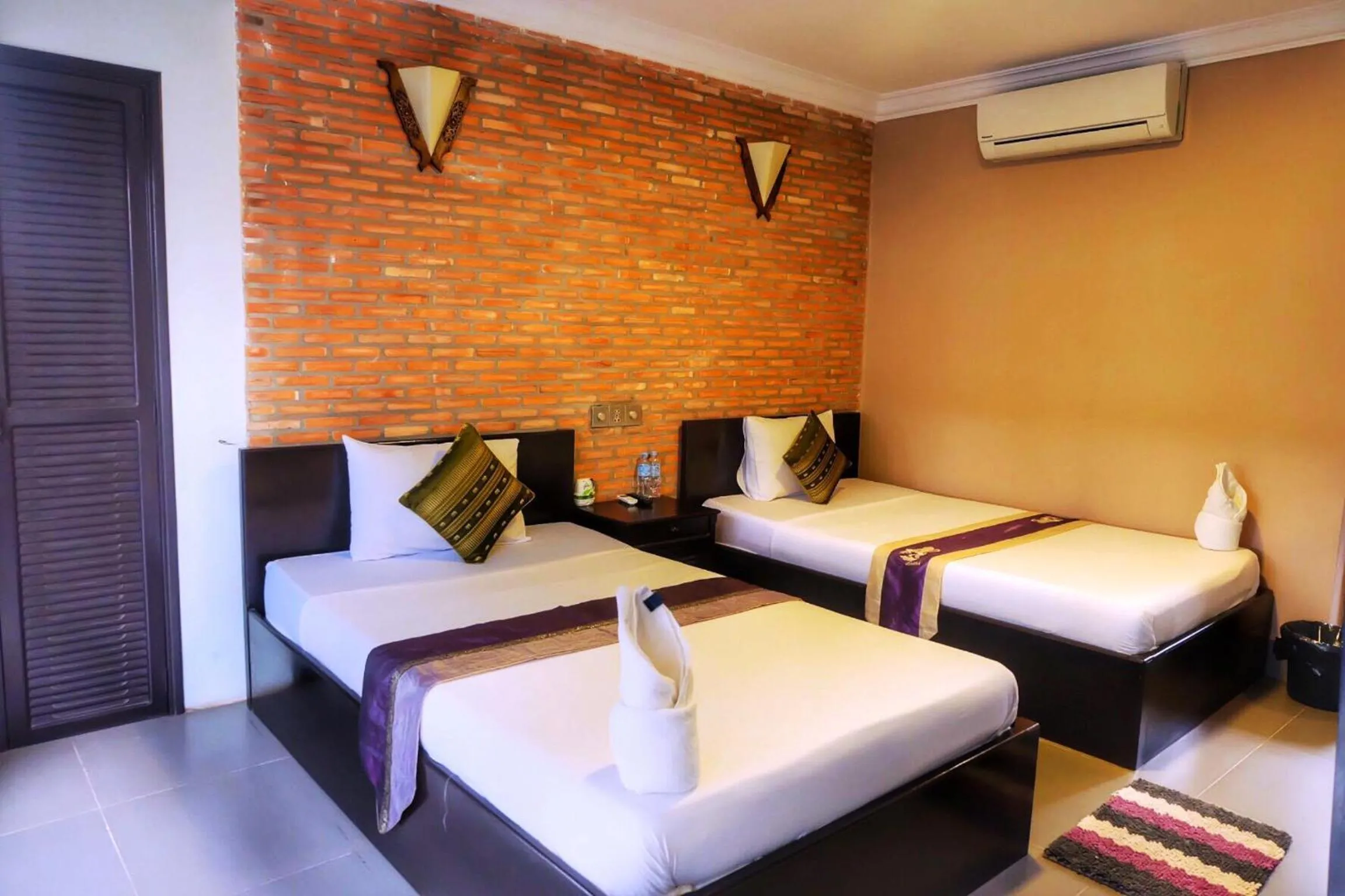 bunk bed, Bed in VIBOLA Guesthouse