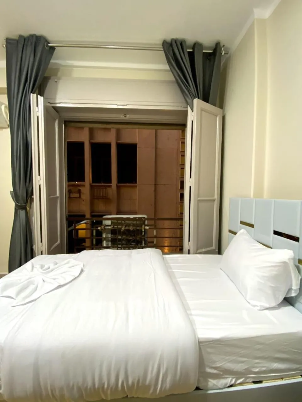 Bed in Sky light hotel