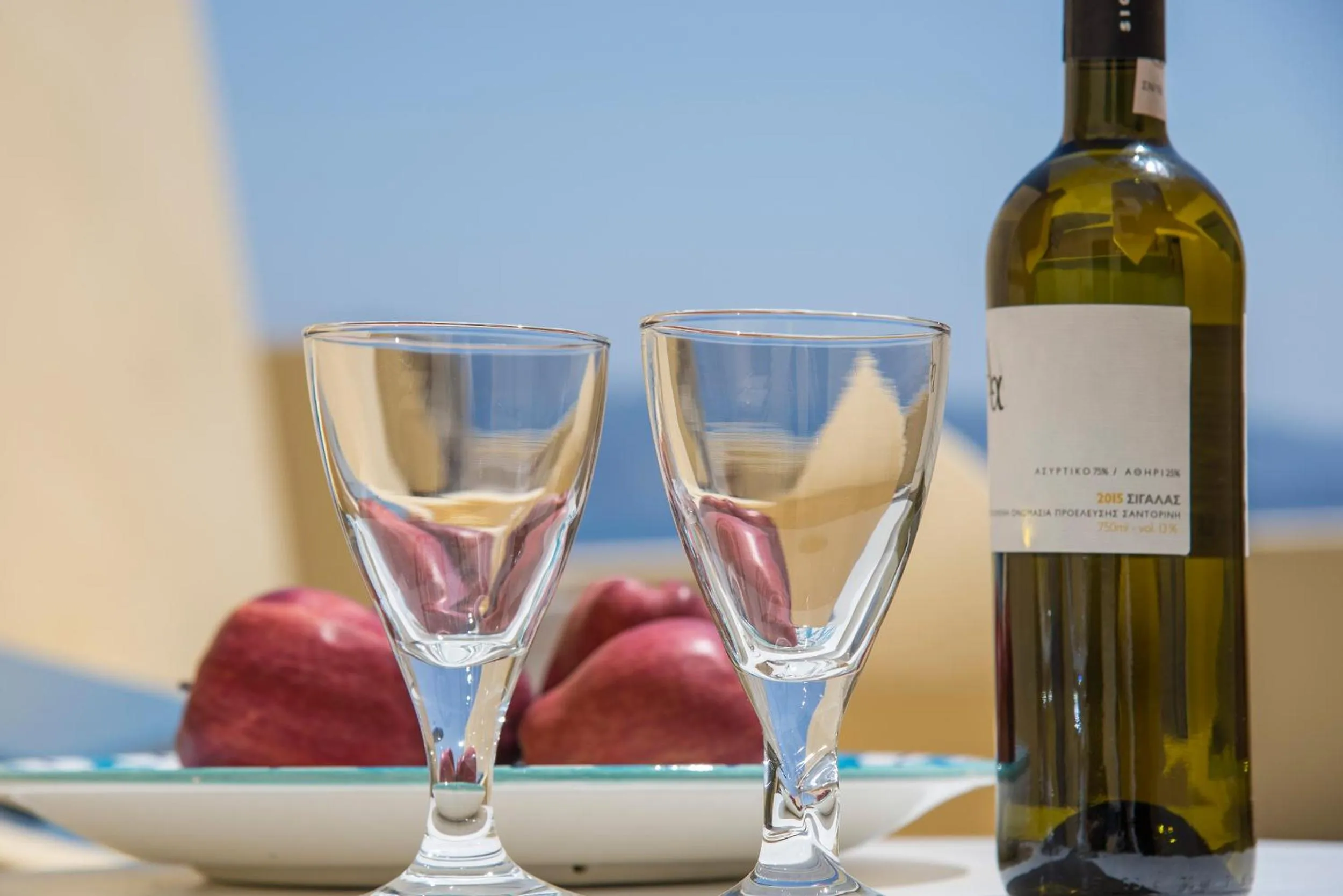 Food and drinks in Horizon Aeifos Suites