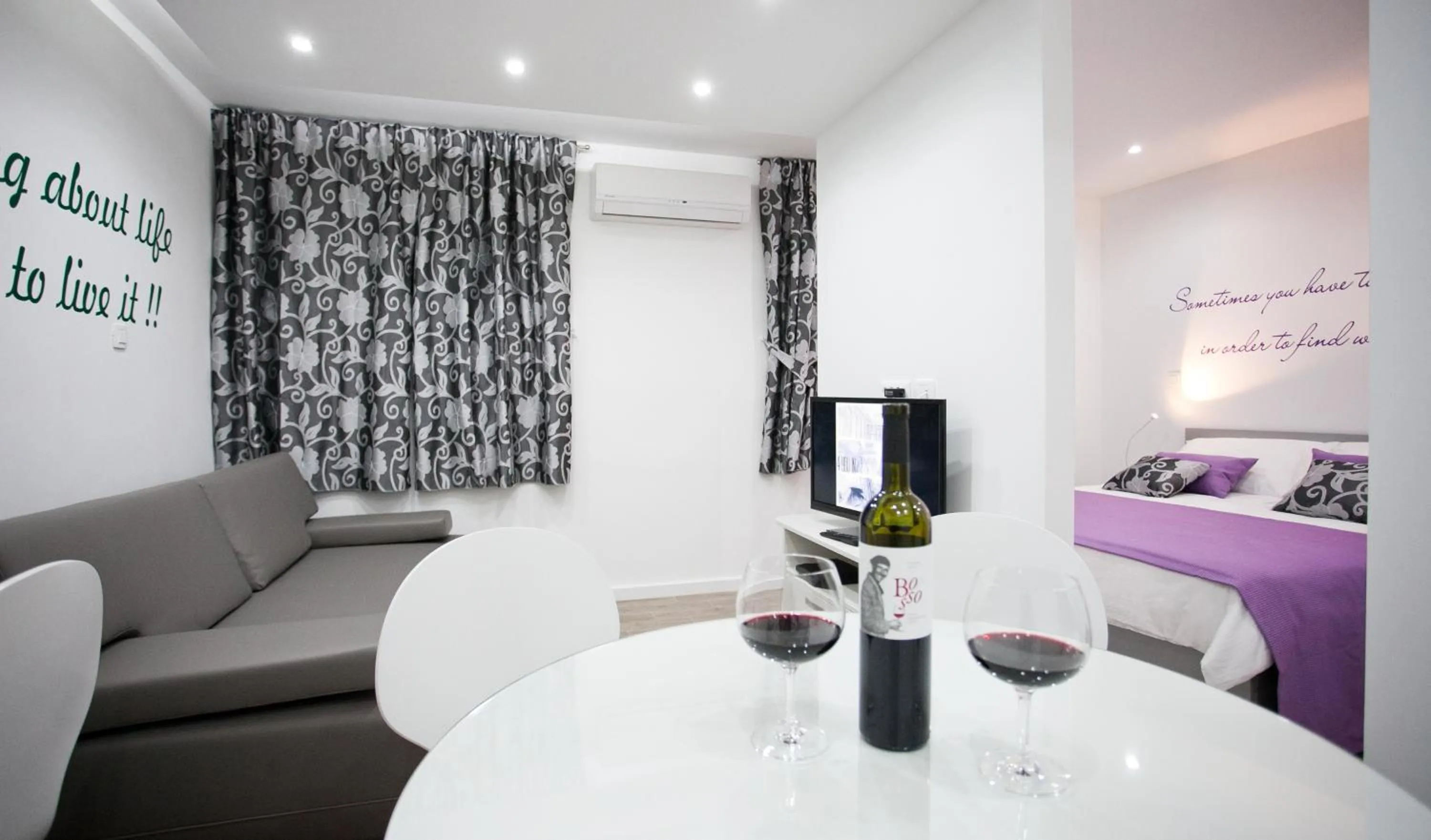 Area and facilities in Apartment 4 You in Split
