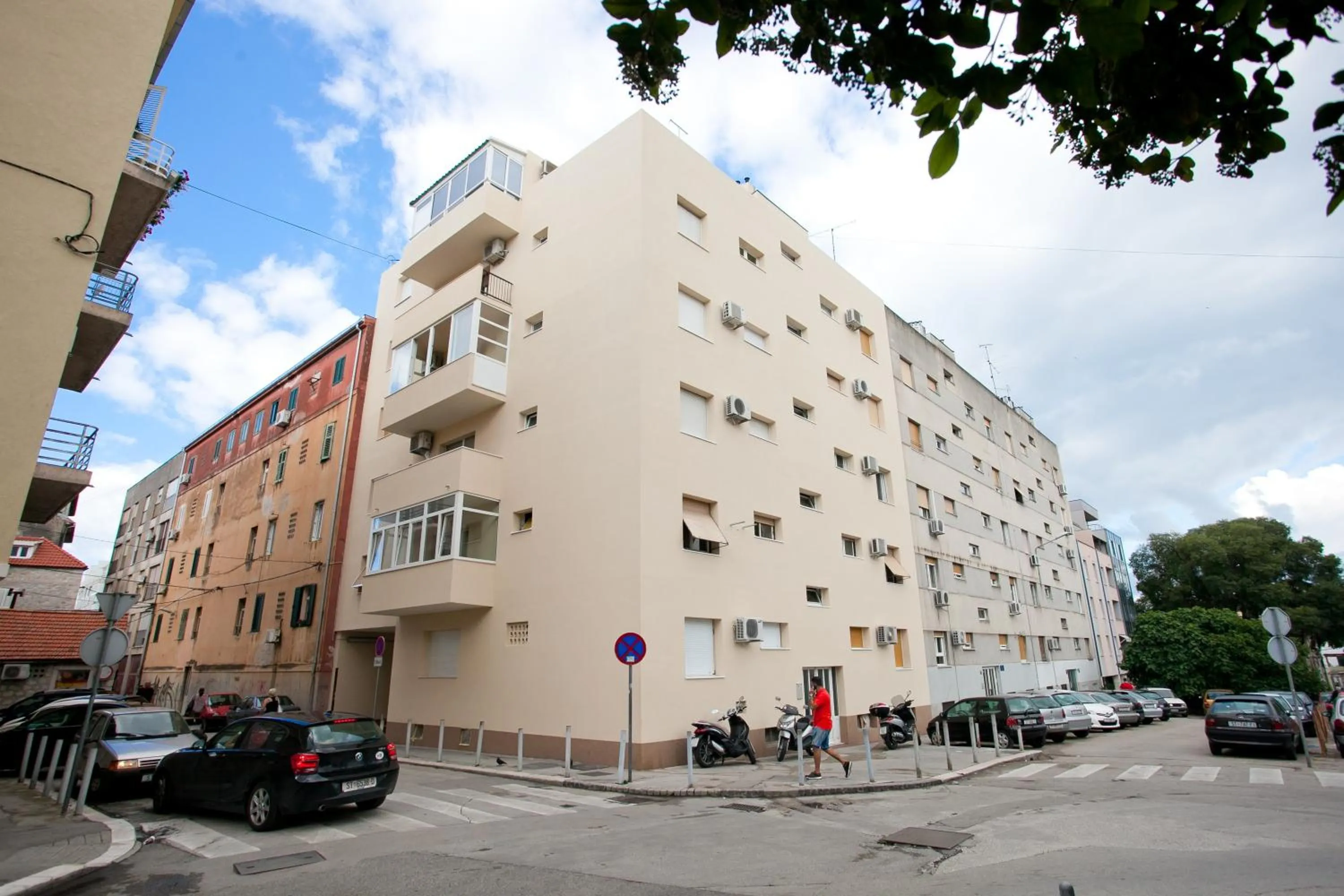 Property building in Apartment 4 You in Split