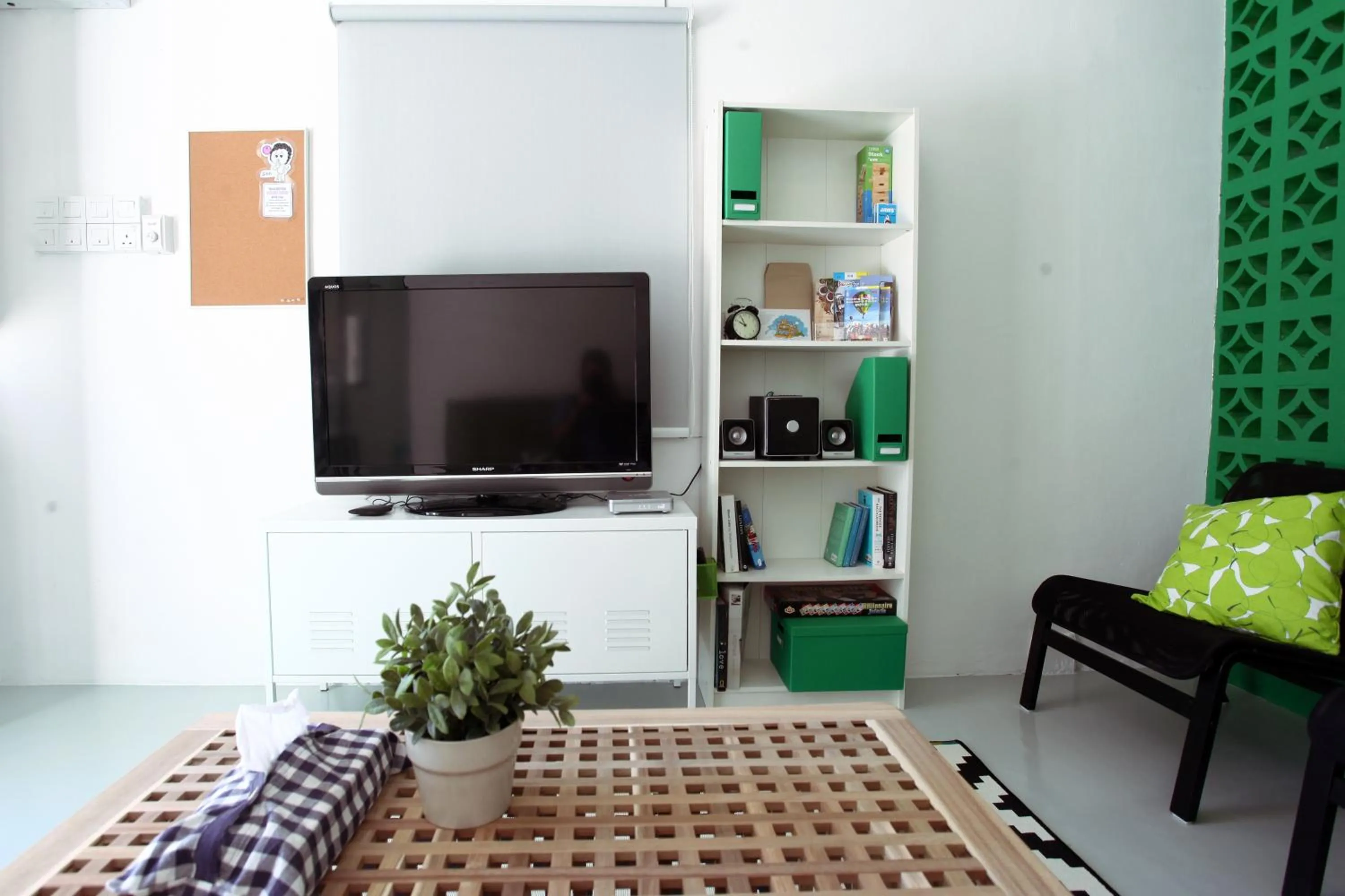 Day in Stay SongSong Mount Erskine