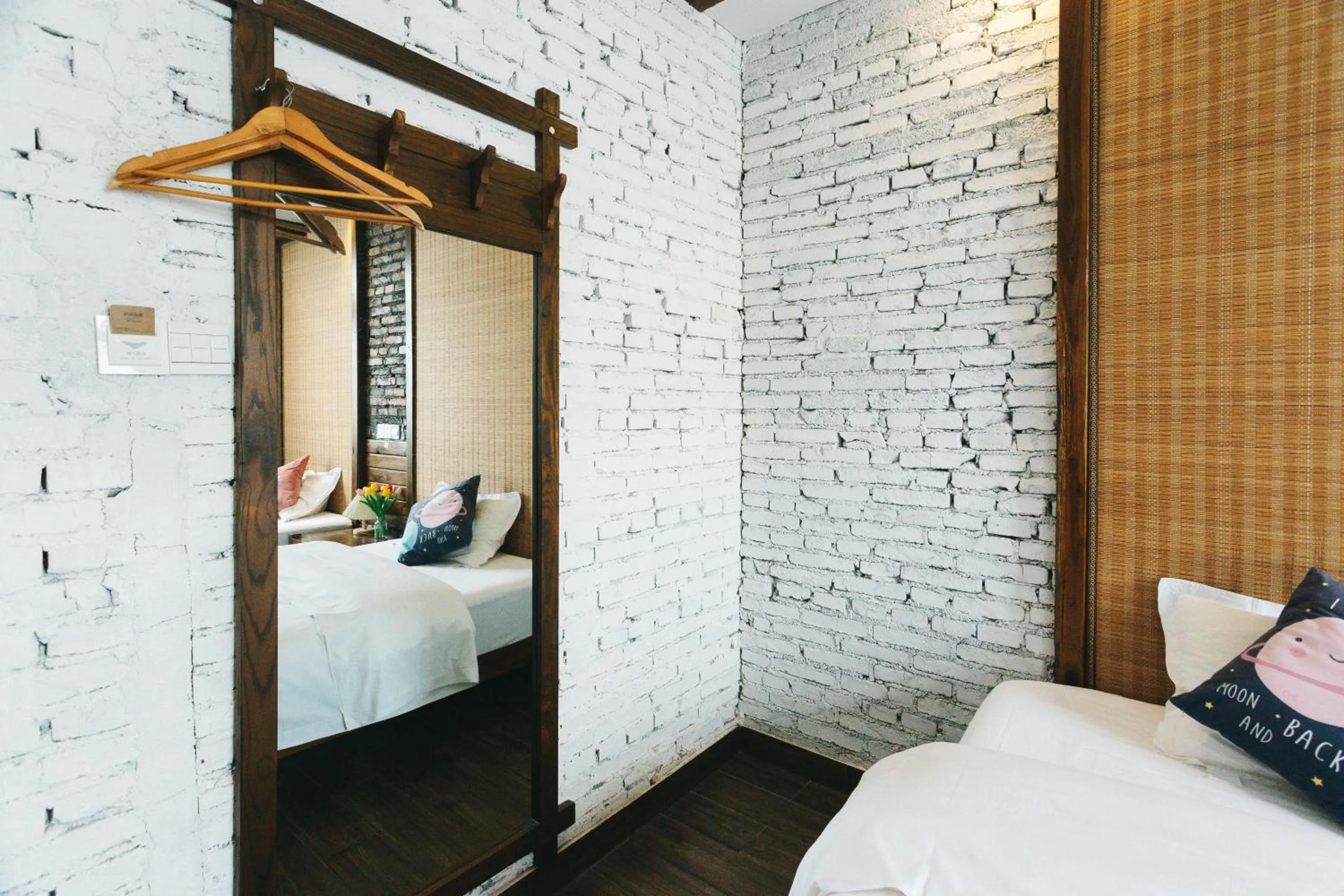 Bedroom, Bed in Hotel California Zhangjiajie