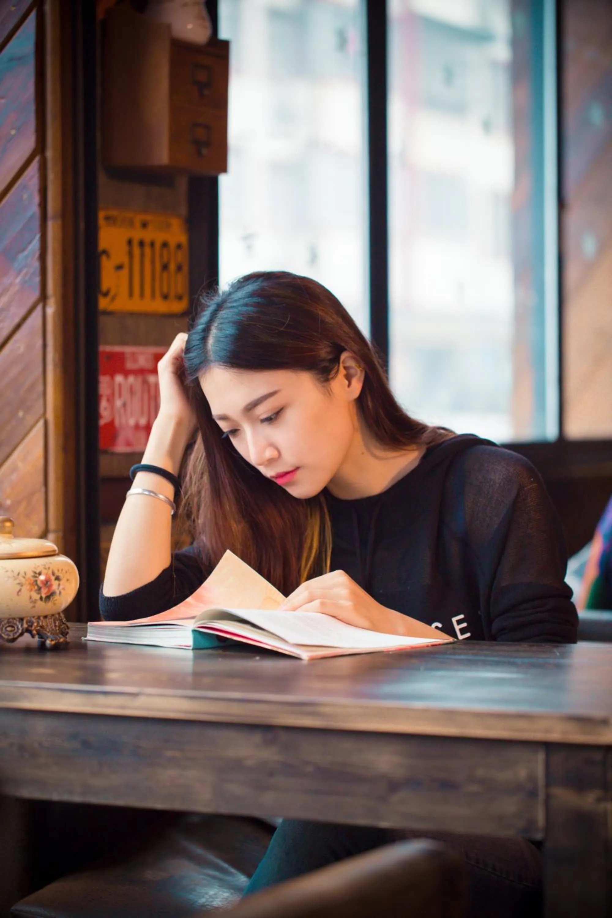 Guests in Hotel California Zhangjiajie