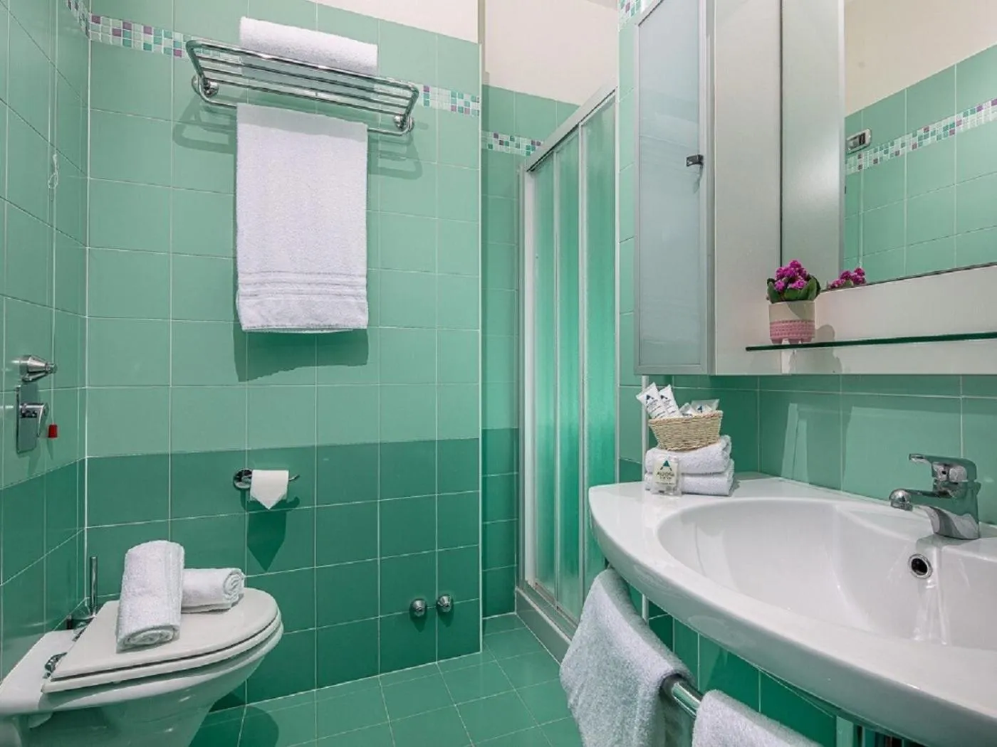 Shower in Hotel Medusa Splendid