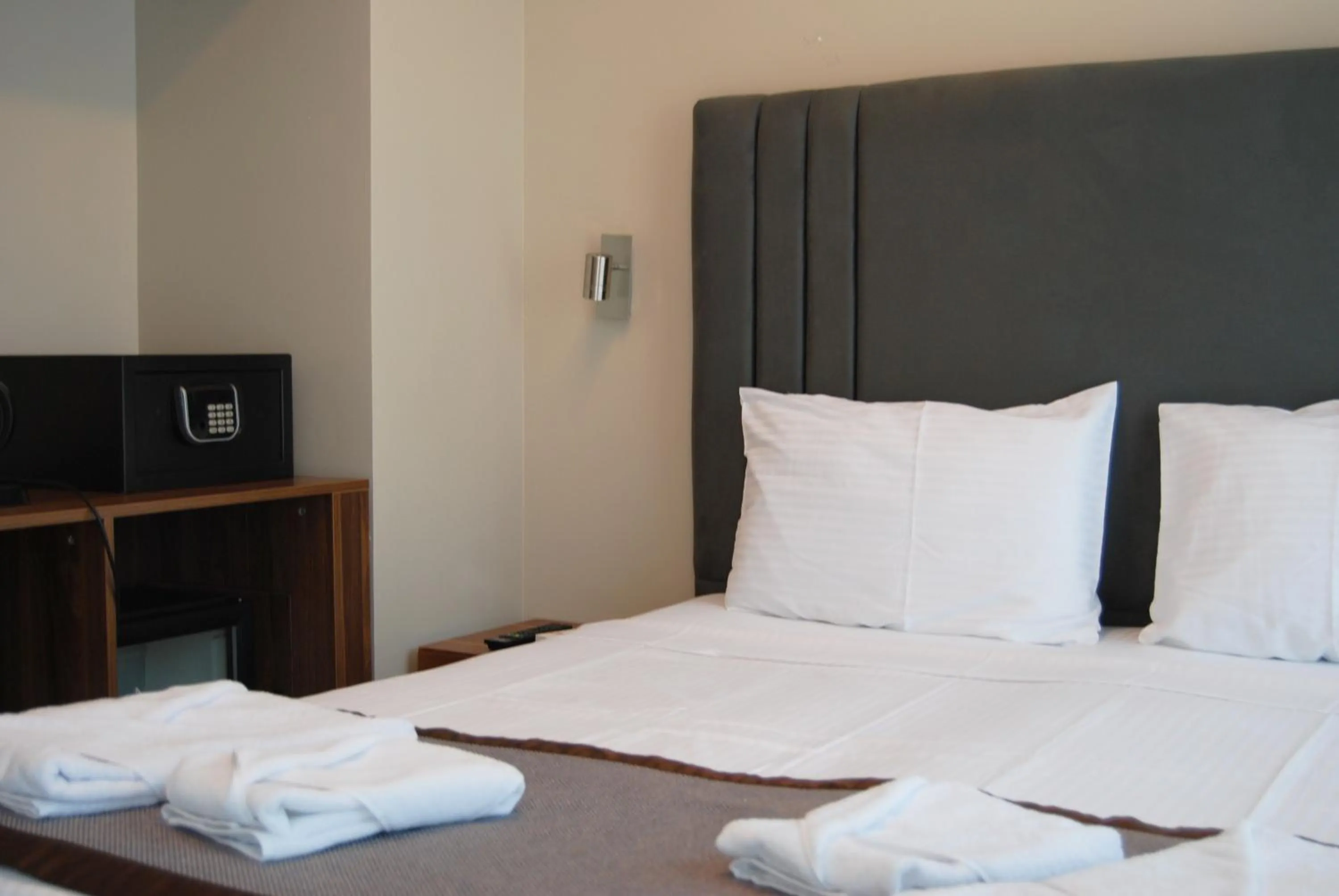 Bed in All Inn Hotel