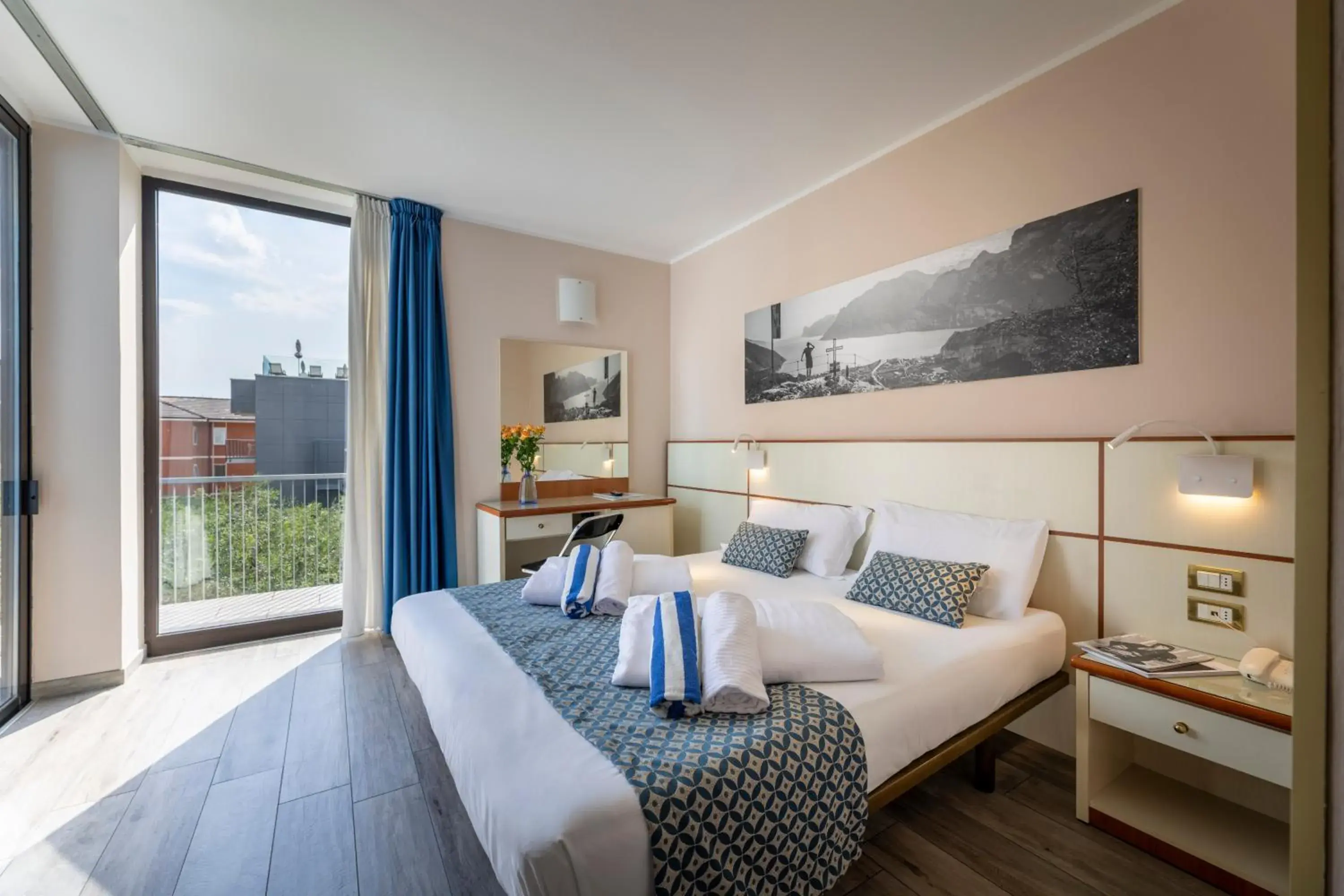 Superior Double or Twin Room with Pool View in Hotel Holiday Sport & Relax Superior Double or Twin Room with Pool View in Hotel Holiday Sport & Relax
