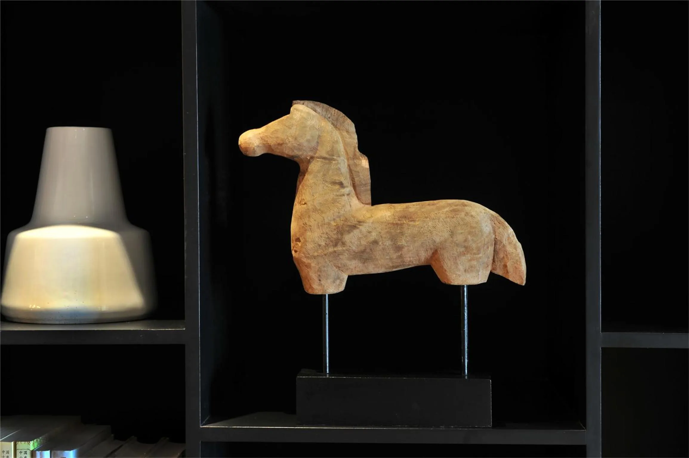 Decorative detail in David's Deer Hotel