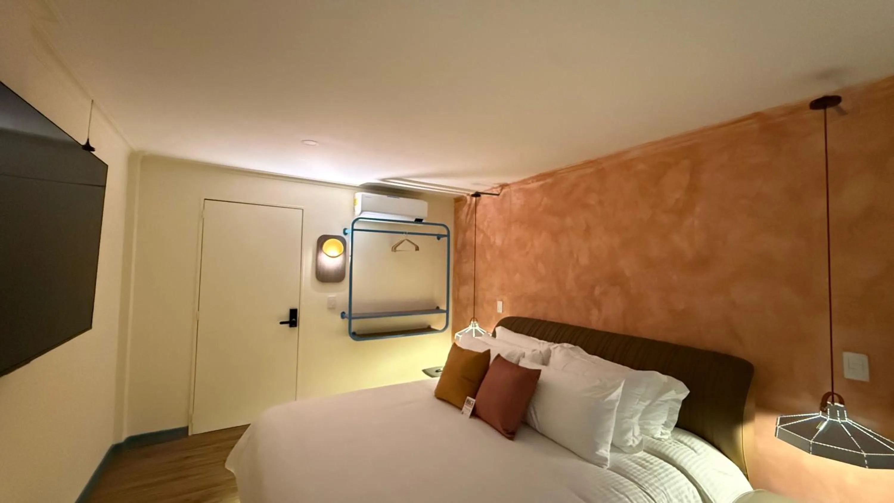 Decorative detail, Bed in Autenthico Provenza Home Medellin