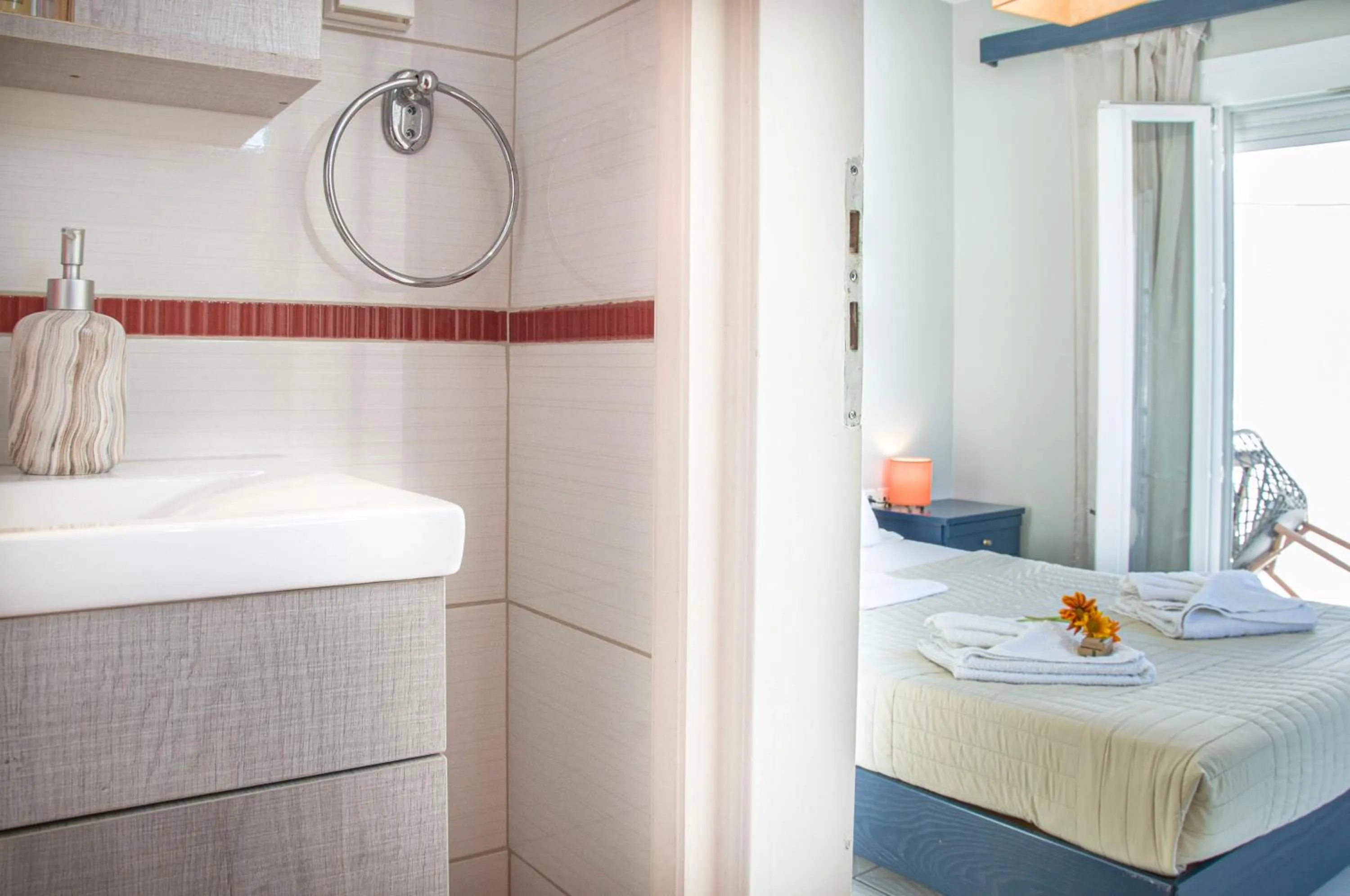 Bathroom, Bed in Christina Rooms