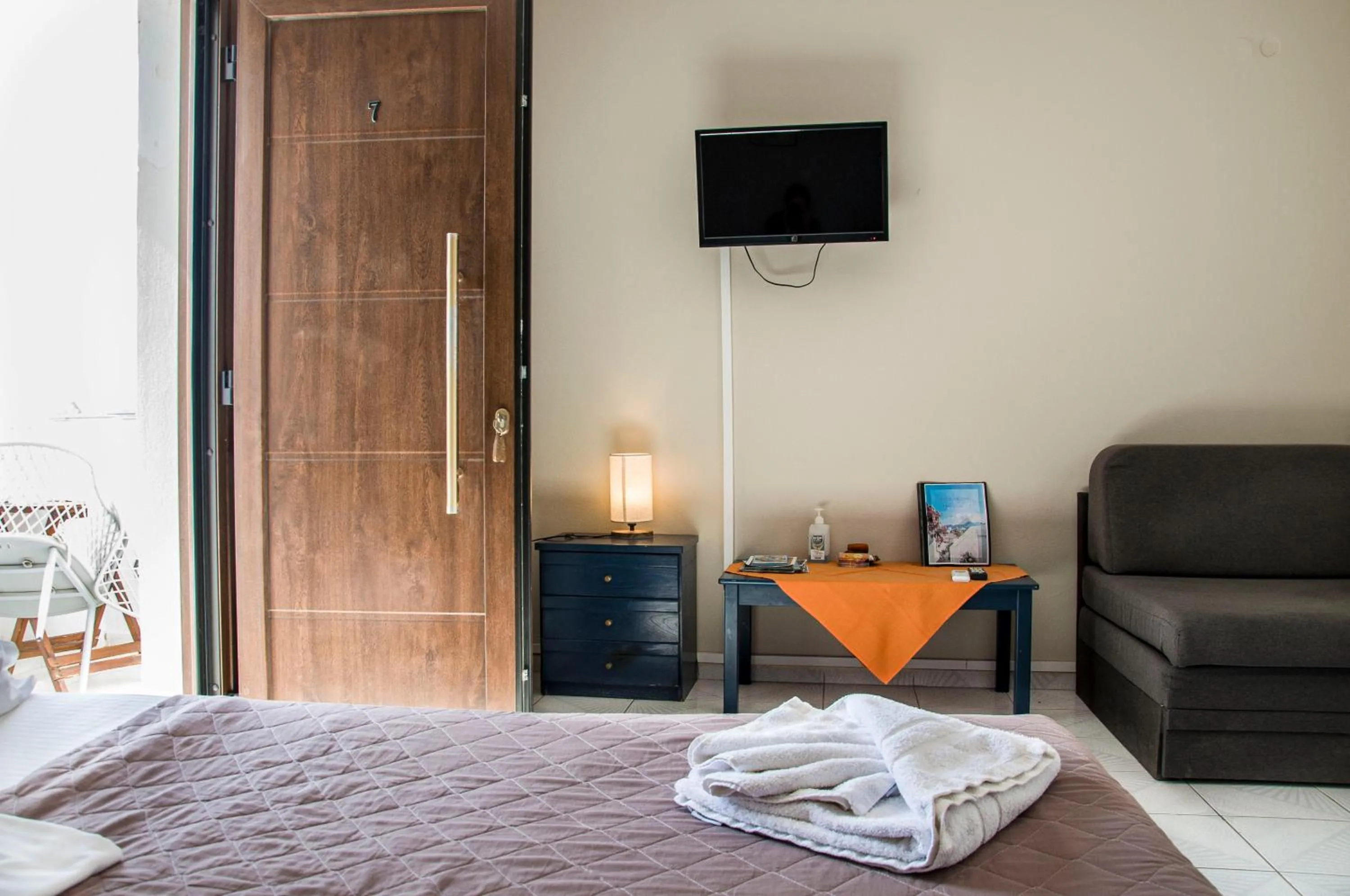 TV and multimedia, Bed in Christina Rooms