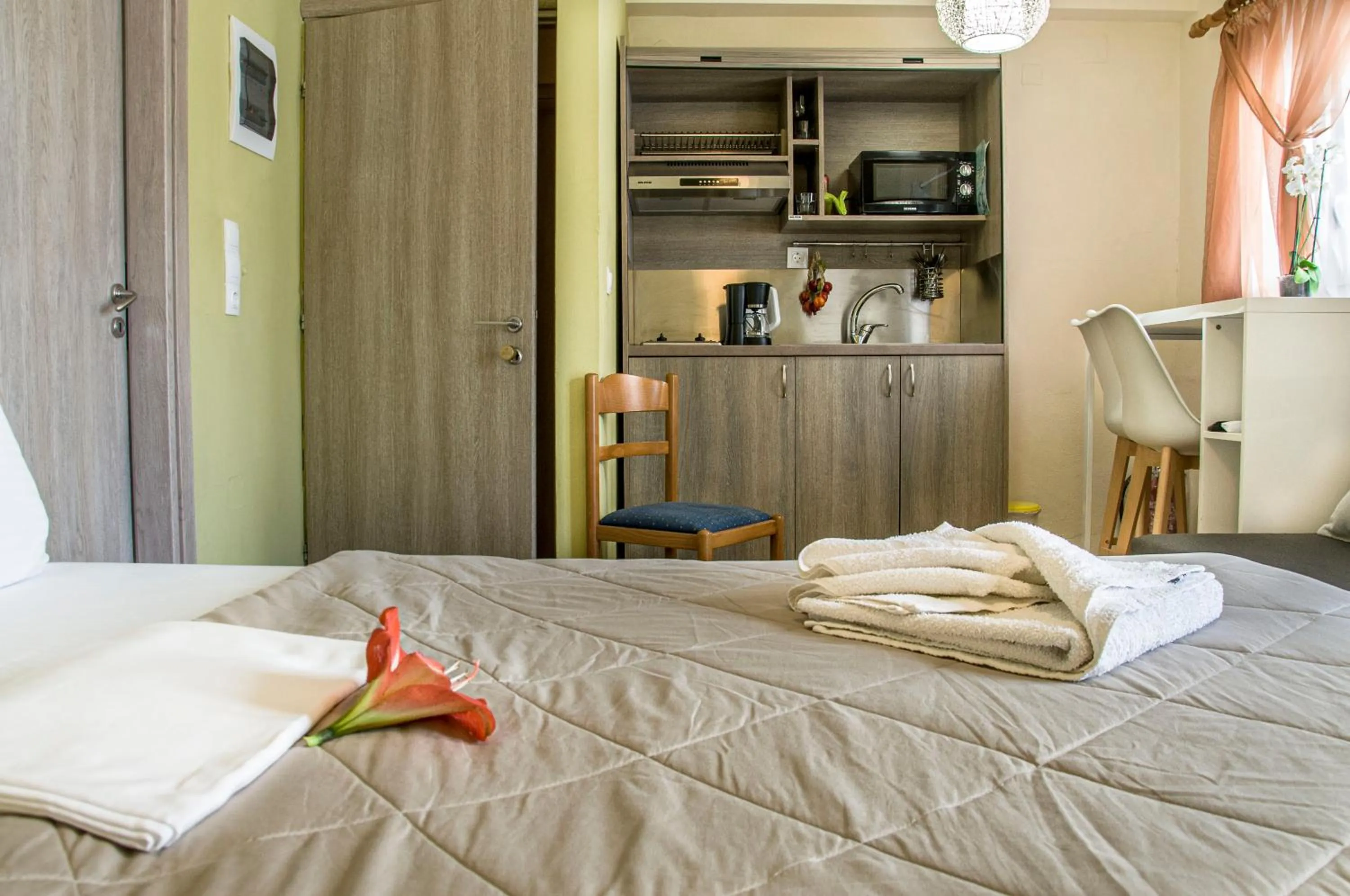 View (from property/room), Bed in Christina Rooms