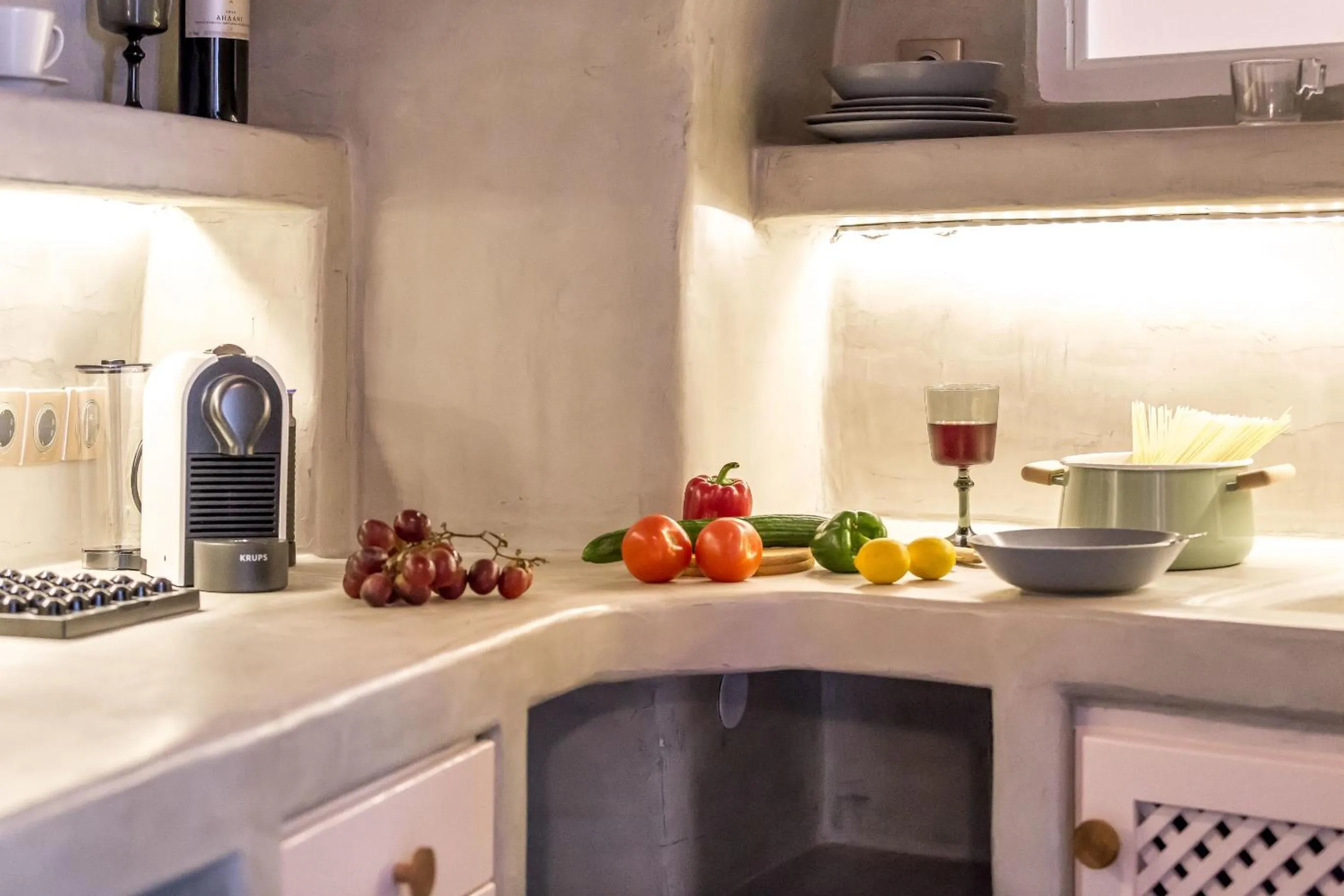 Kitchen or kitchenette in Cleo's Dream Villa