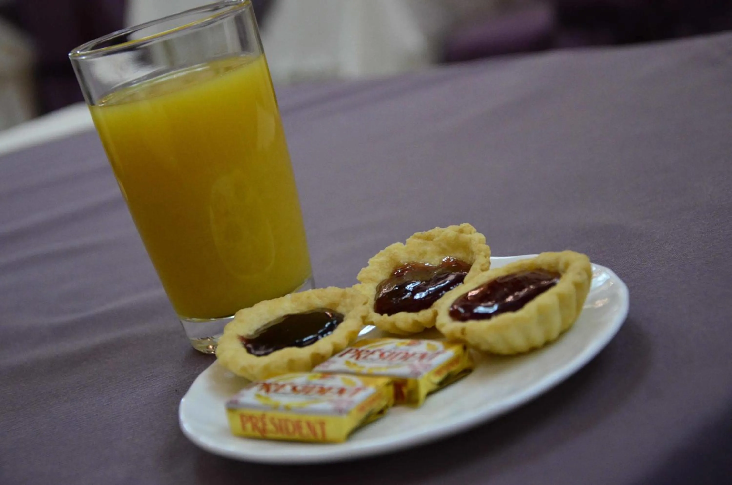 Food and drinks in Hotel Miss Mari