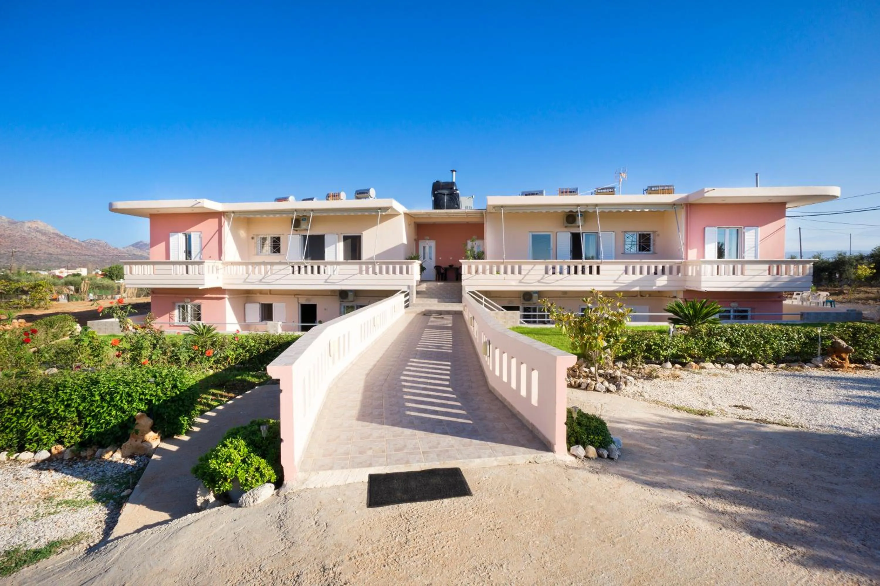 Skamagkas M. Apartments