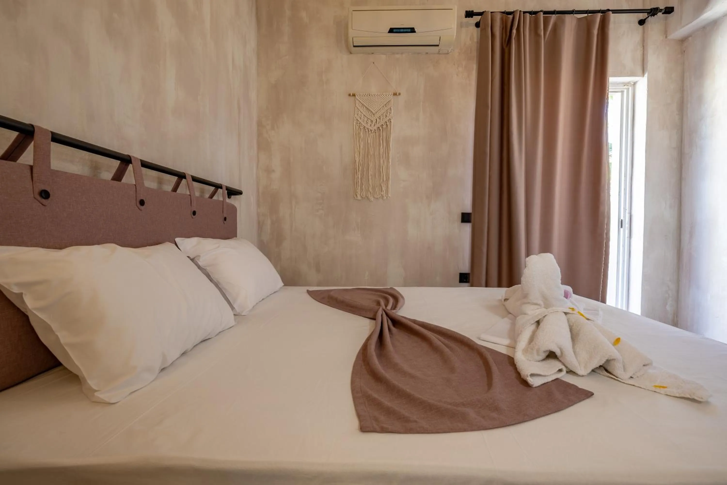 Bedroom, Bed in Iviskos - Adults Only