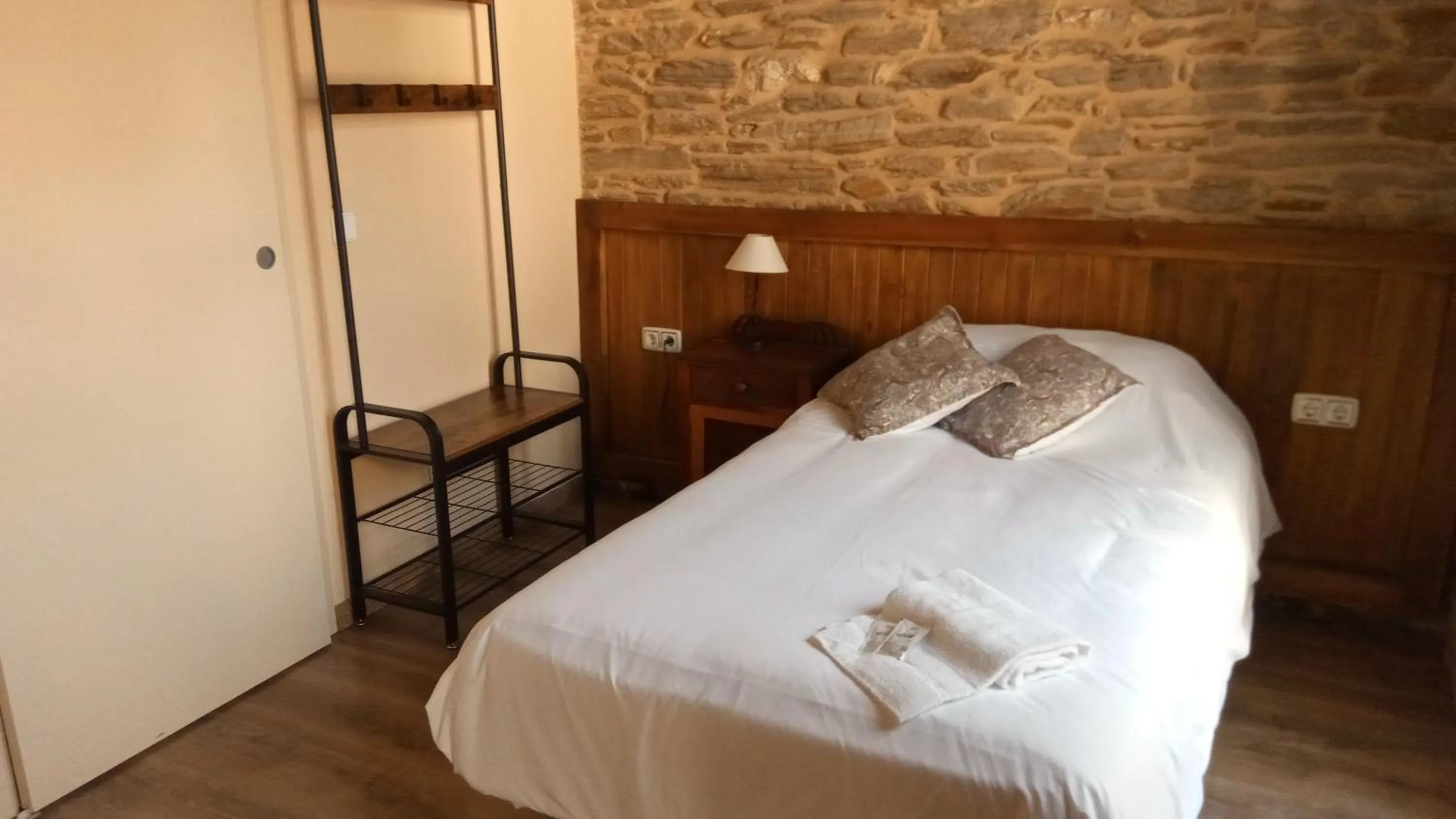Photo of the whole room, Bed in La Casona de Sarria
