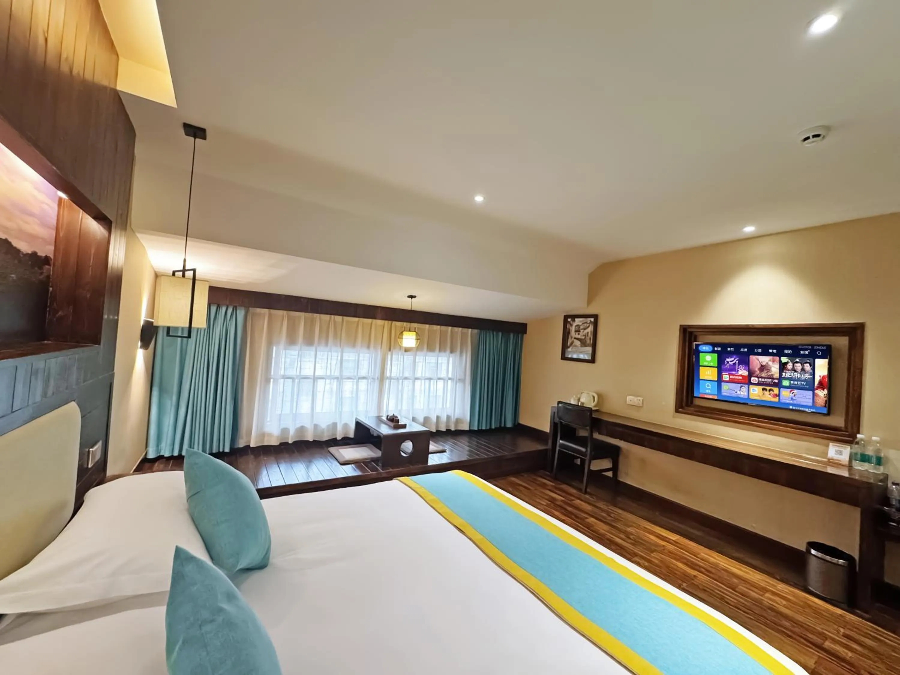 Bedroom, Bed in Yiwu Ruifeng Hotel