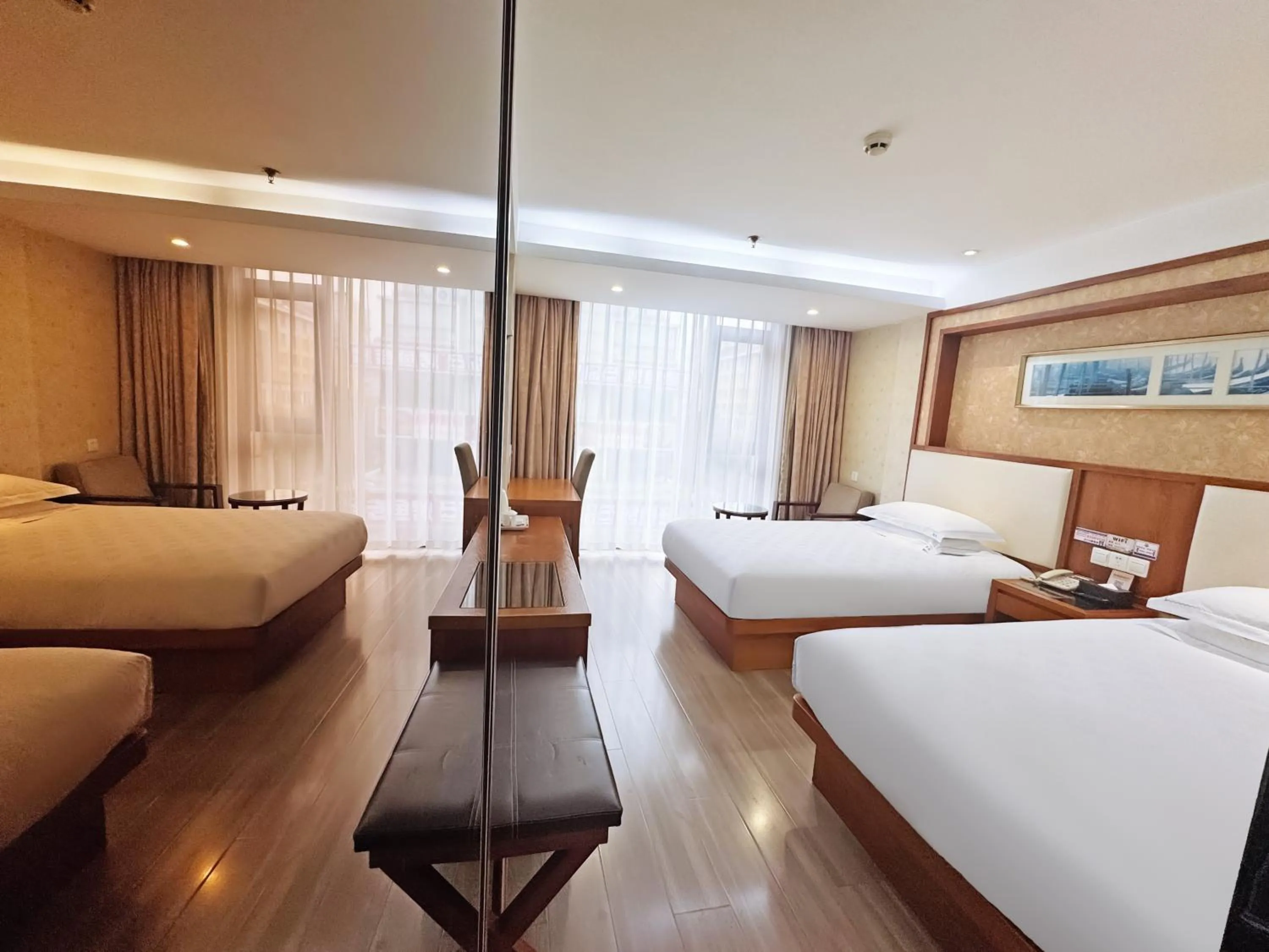Bed in Yiwu Ruifeng Hotel