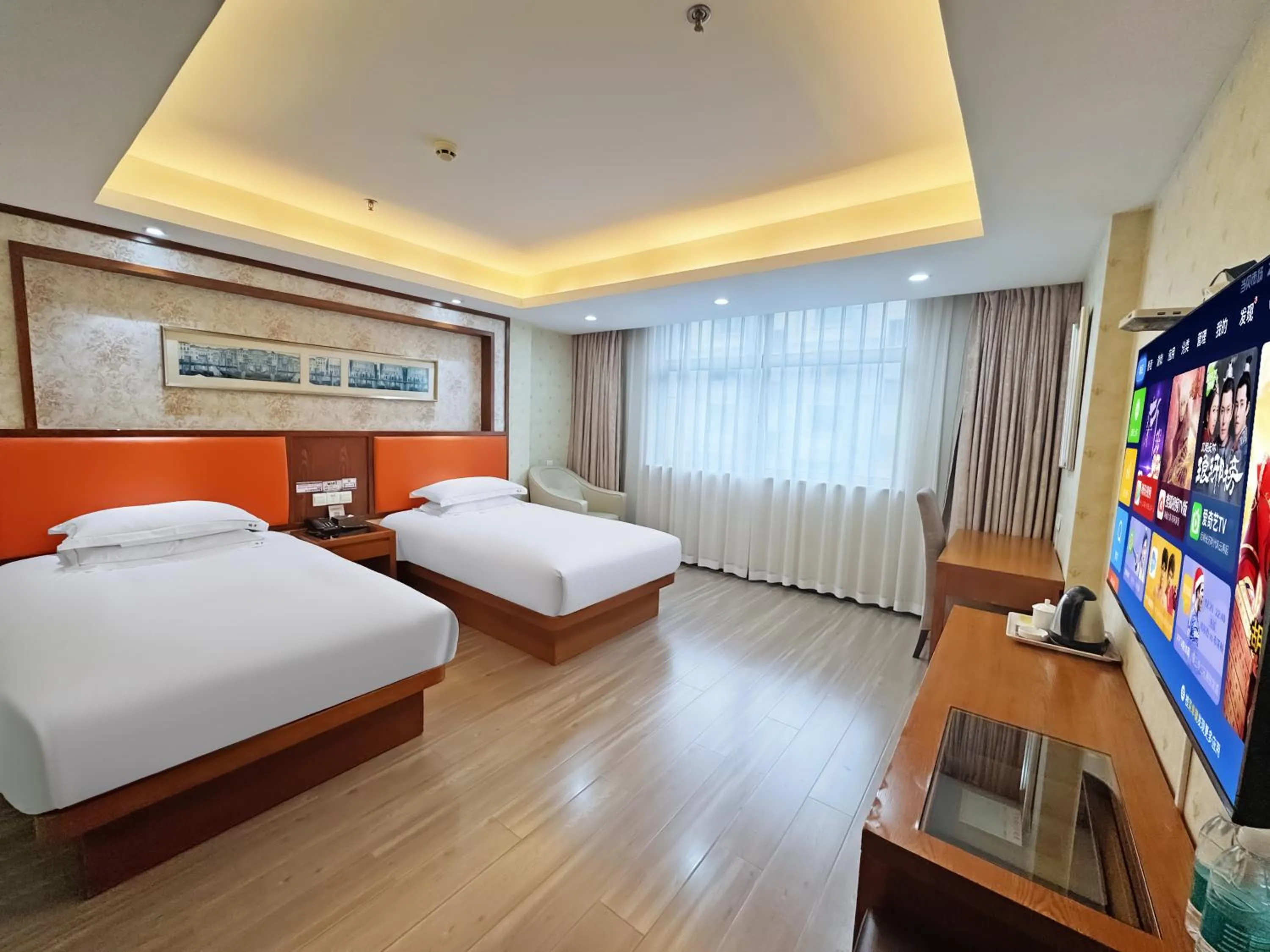 Bed in Yiwu Ruifeng Hotel