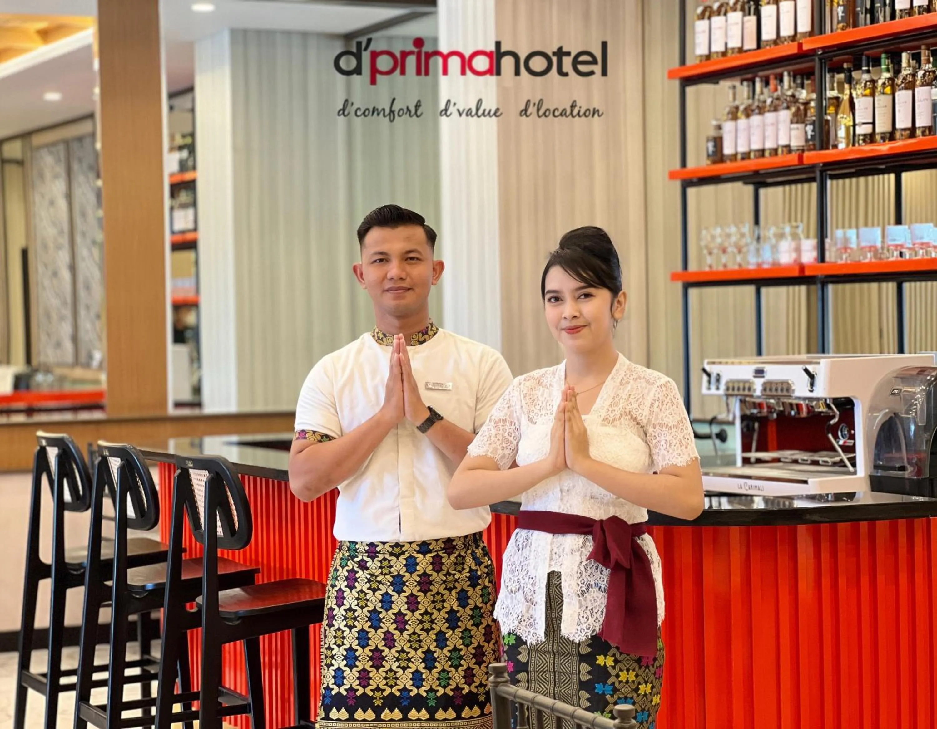 Staff in d'primahotel Airport Sultan Hasanuddin Makassar