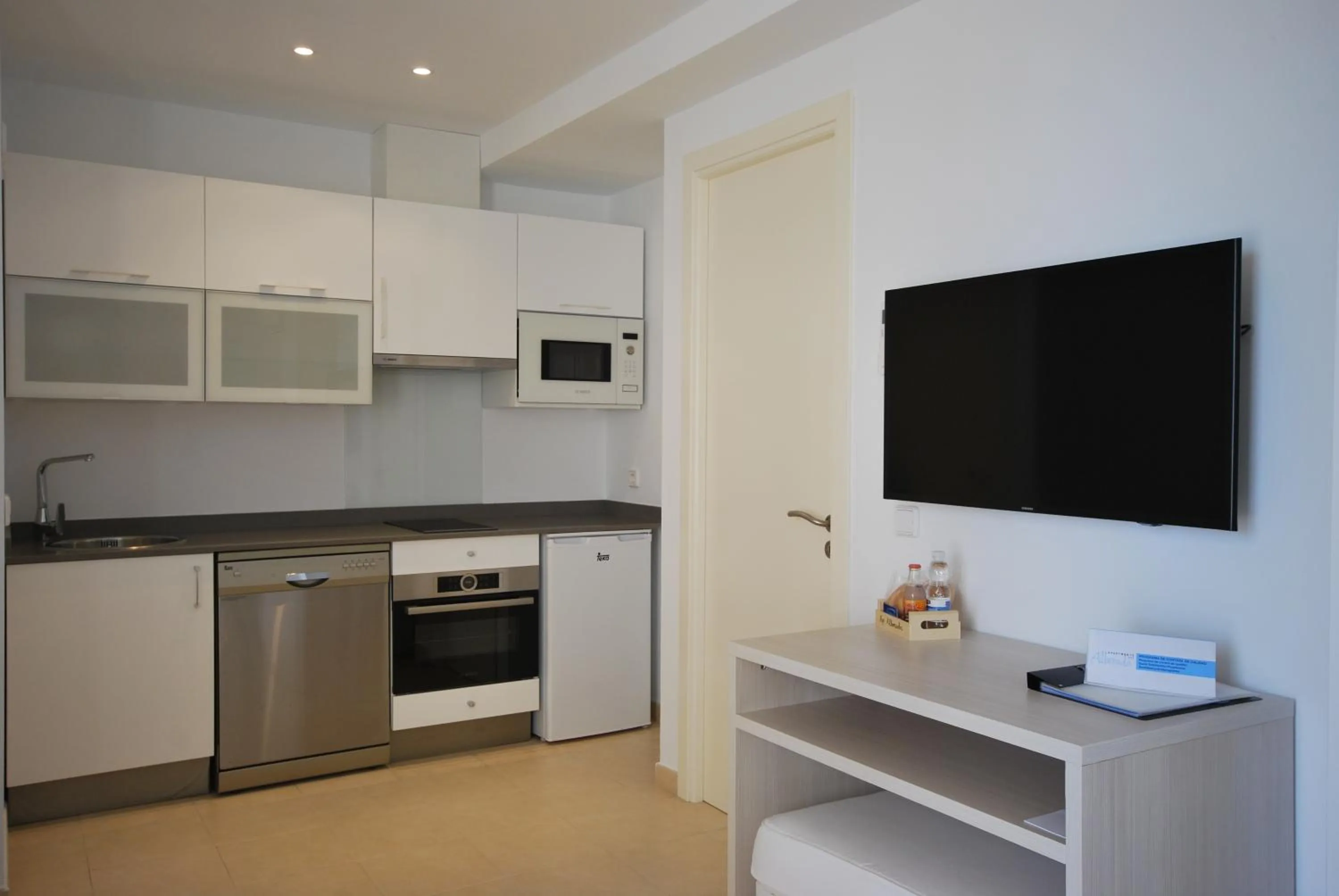 Kitchen or kitchenette in Apartamentos Alborada