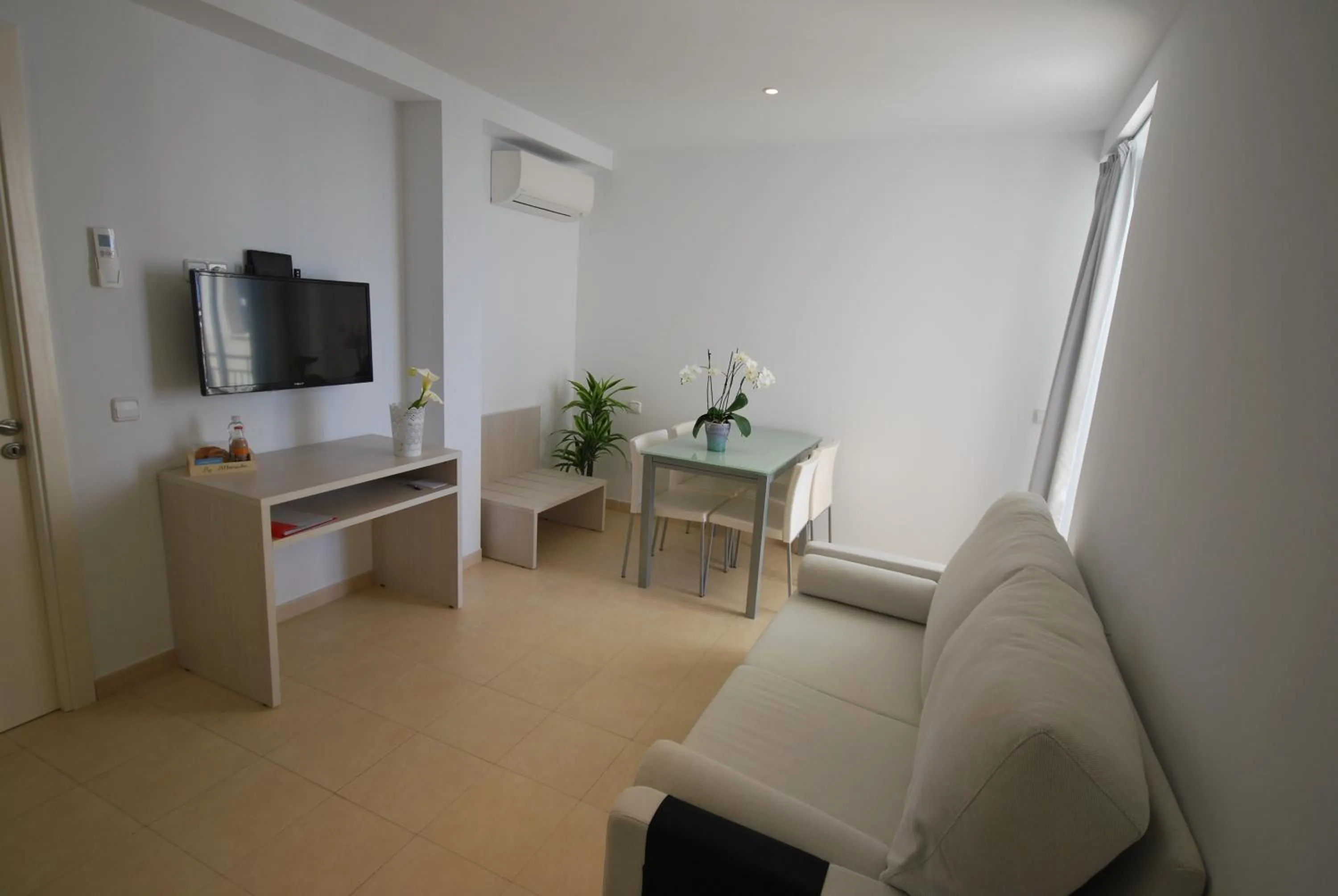 Living room in Apartamentos Alborada