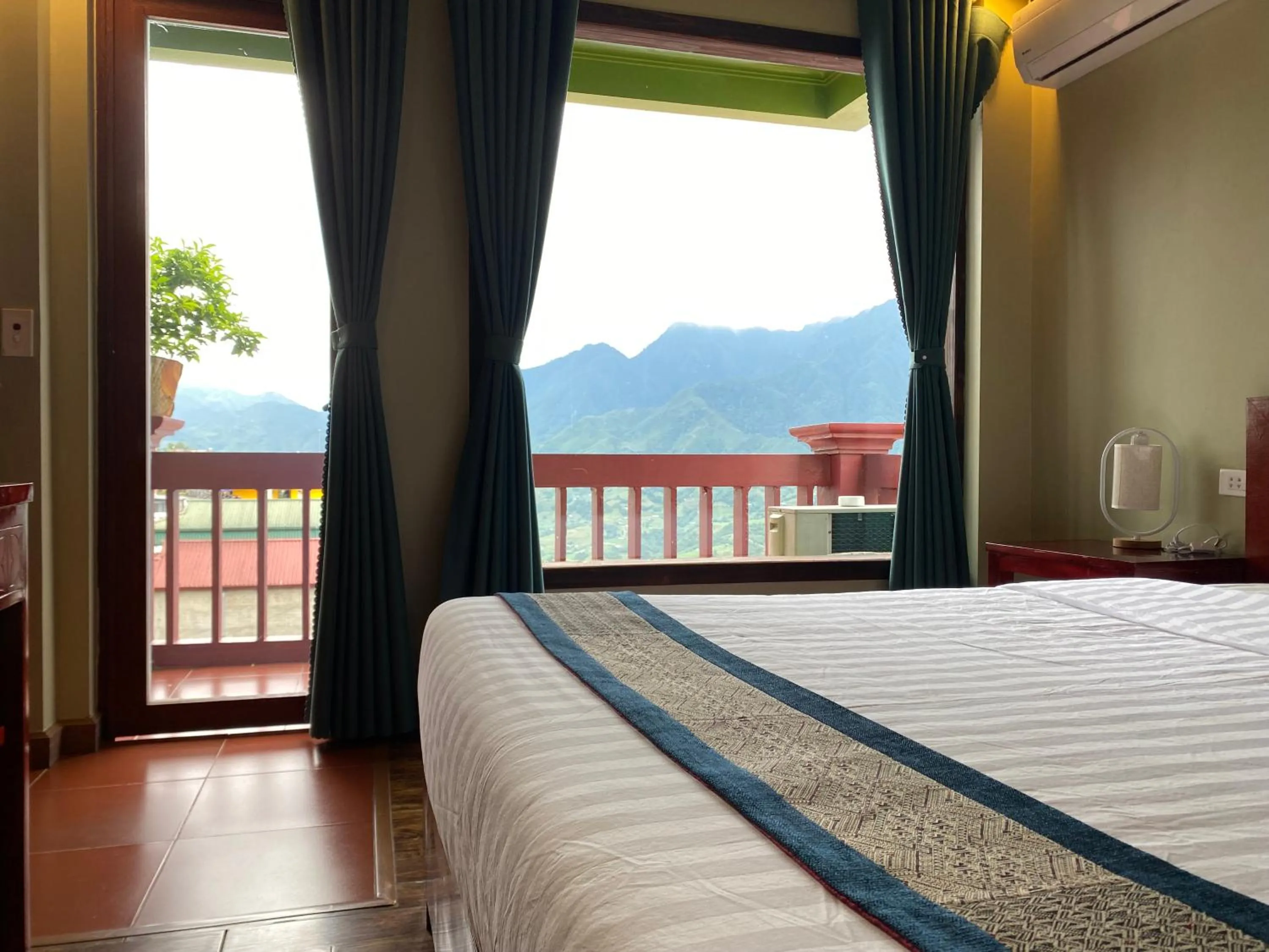 Bed in Botanic Sapa Hotel