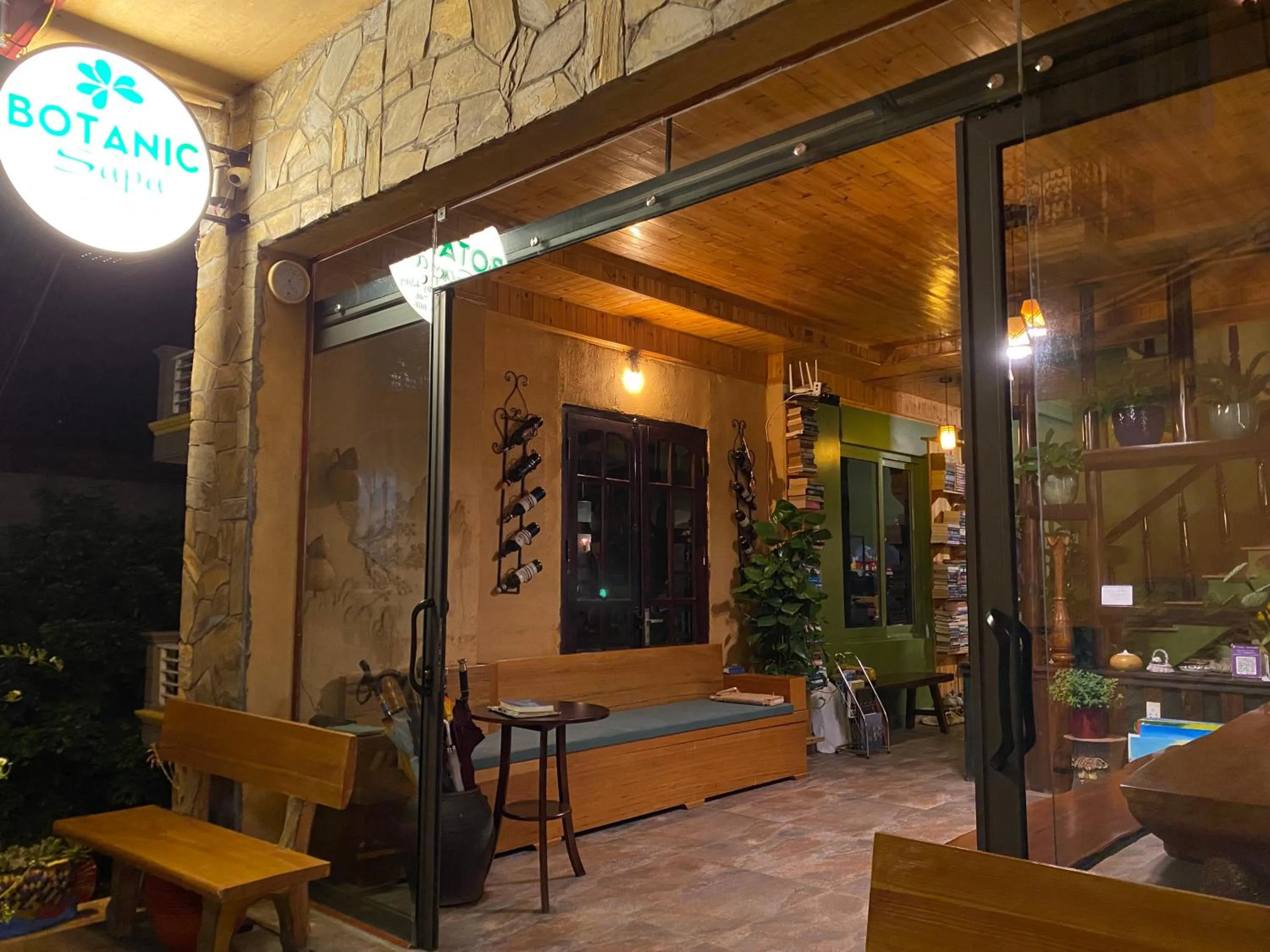 Patio in Botanic Sapa Hotel